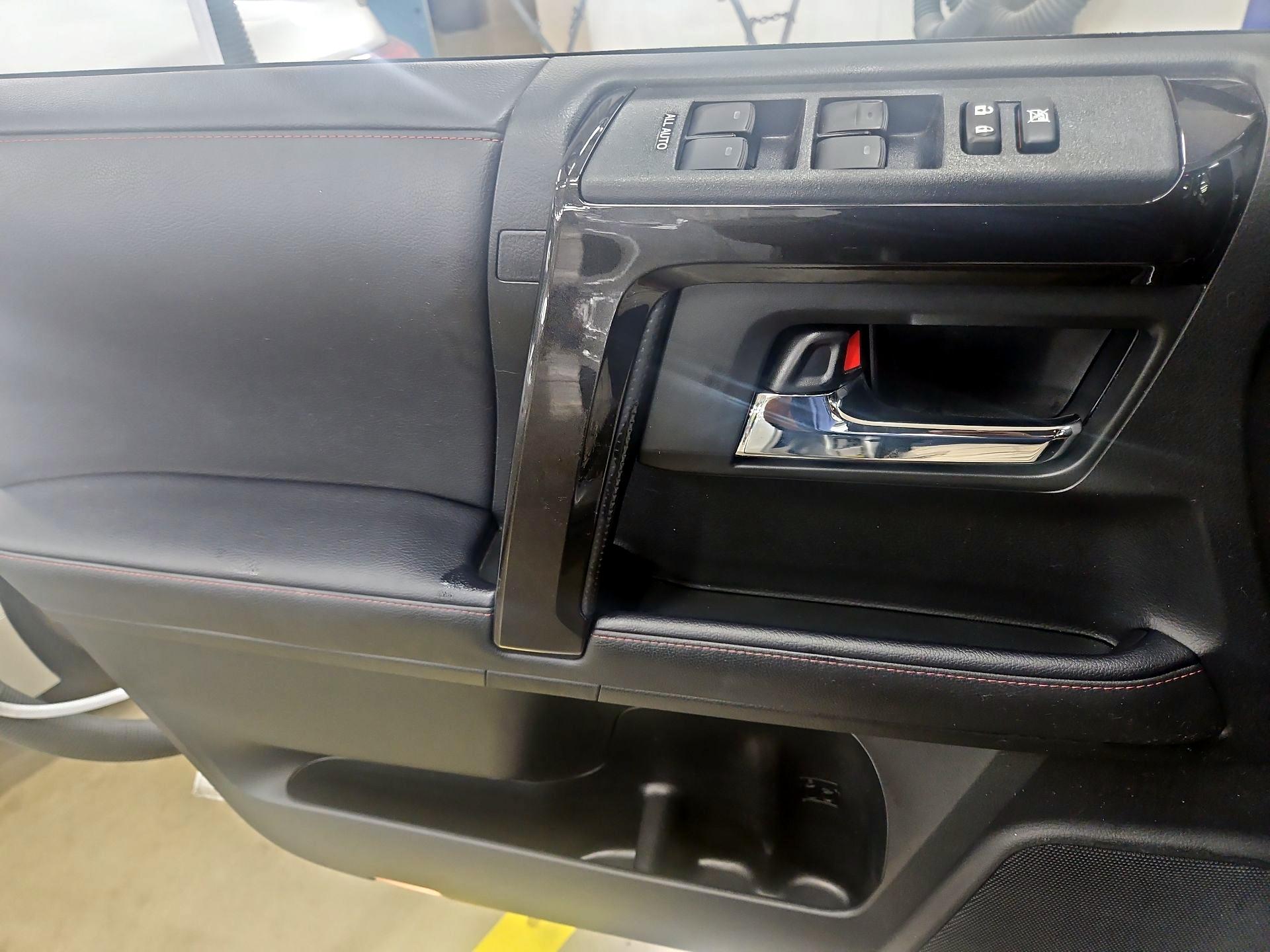 Thumbnail: 2022 Toyota 4Runner - 12