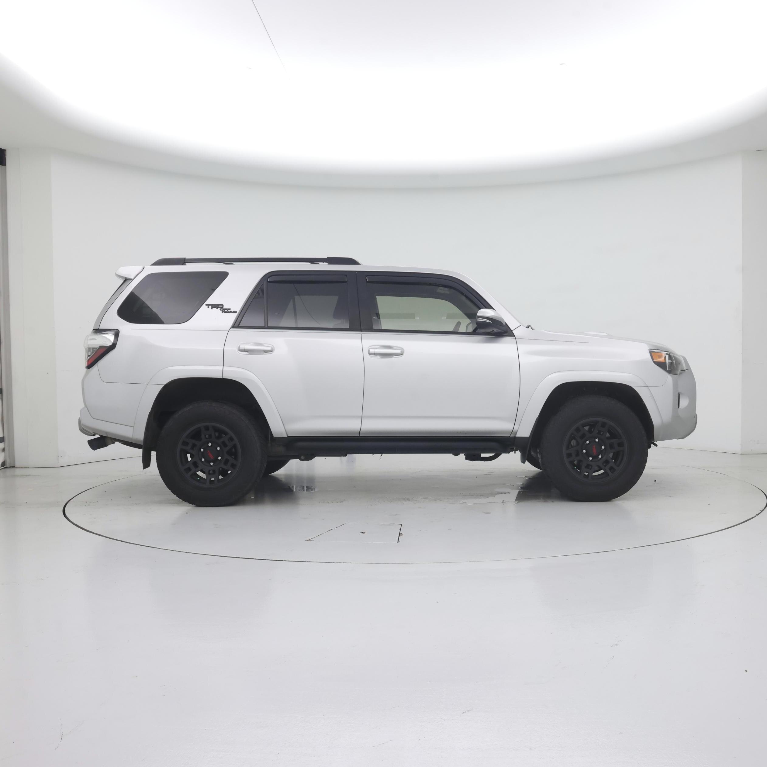 Thumbnail: 2022 Toyota 4Runner - 7