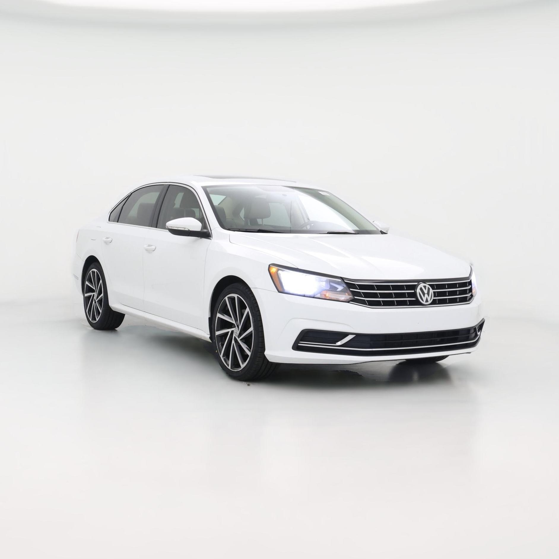 Thumbnail: 2018 Volkswagen Passat - 1
