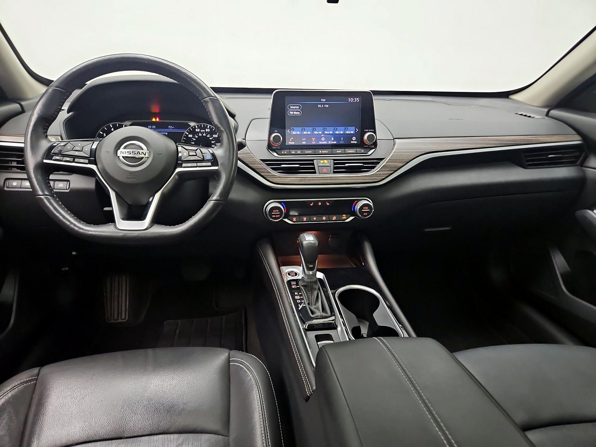 Thumbnail: 2022 Nissan Altima - 9