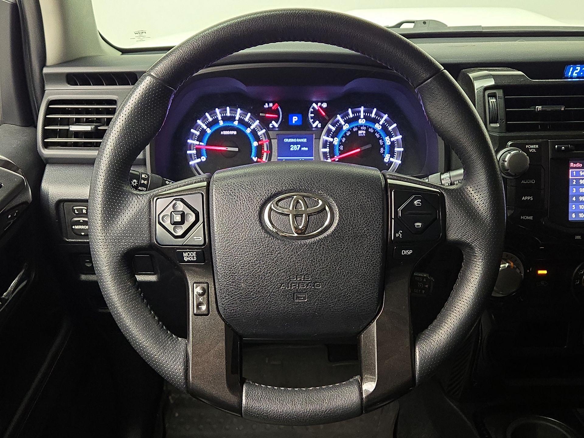 Thumbnail: 2019 Toyota 4Runner - 10
