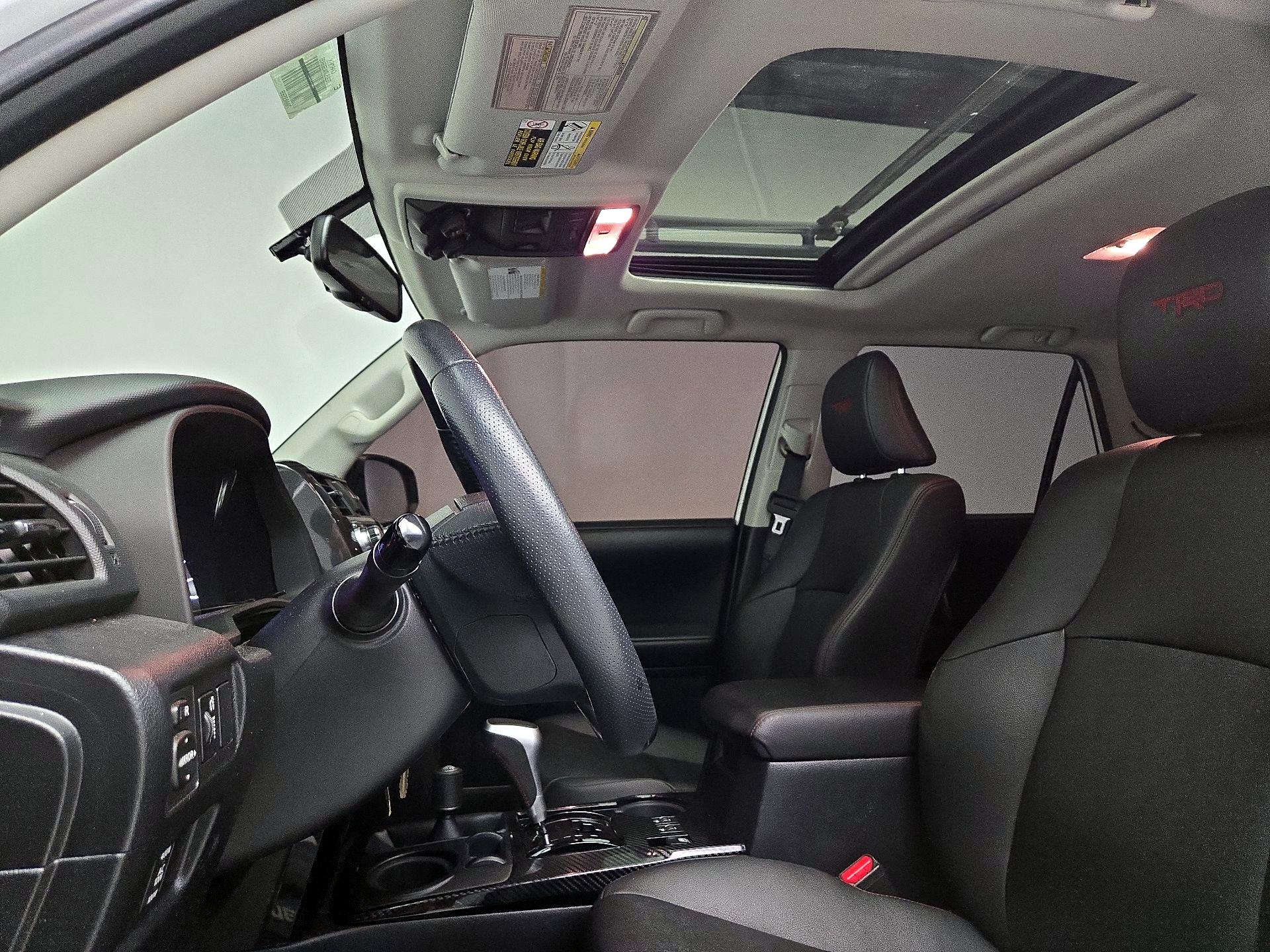Thumbnail: 2019 Toyota 4Runner - 20