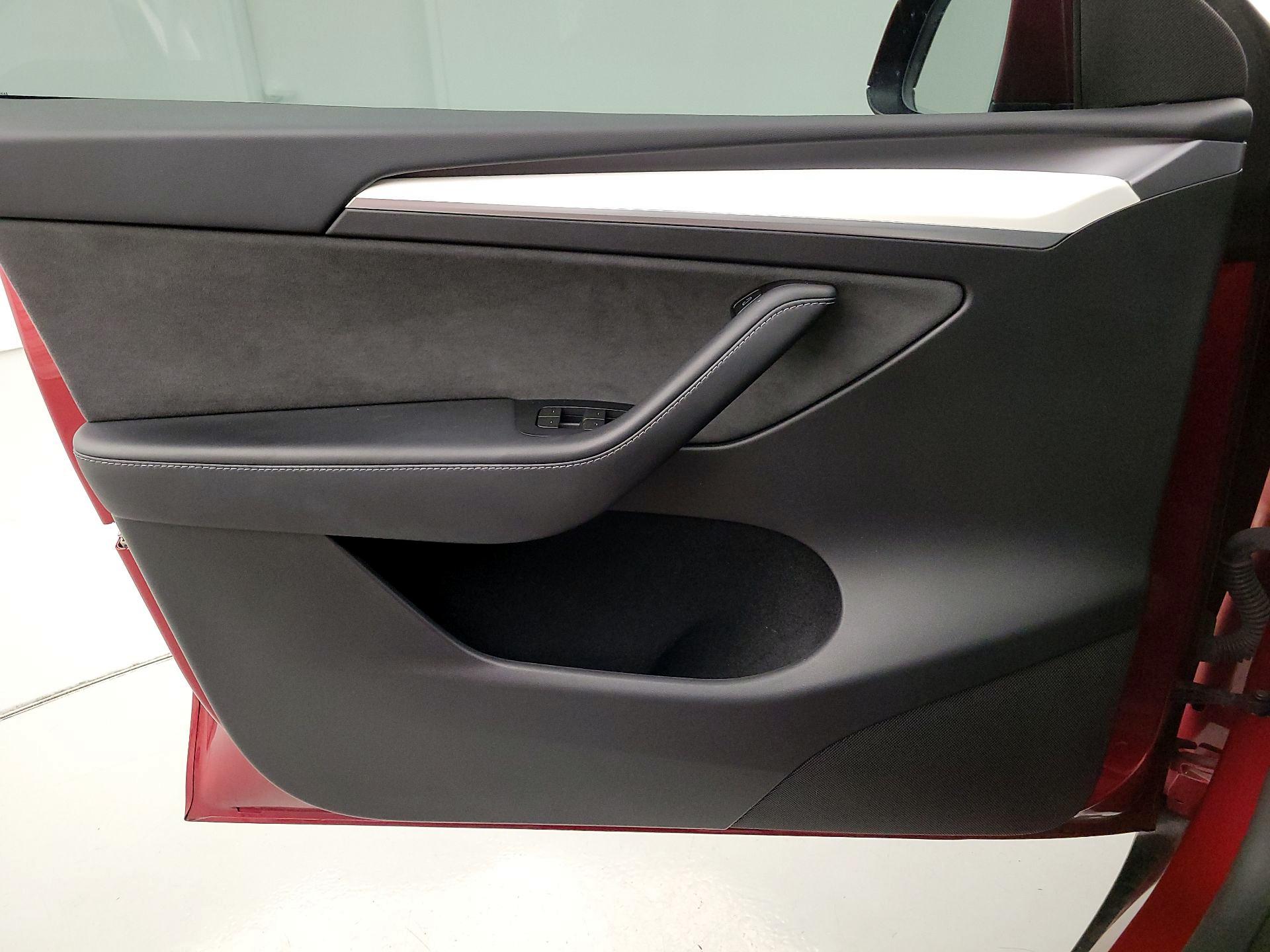 Thumbnail: 2024 Tesla Model Y - 12
