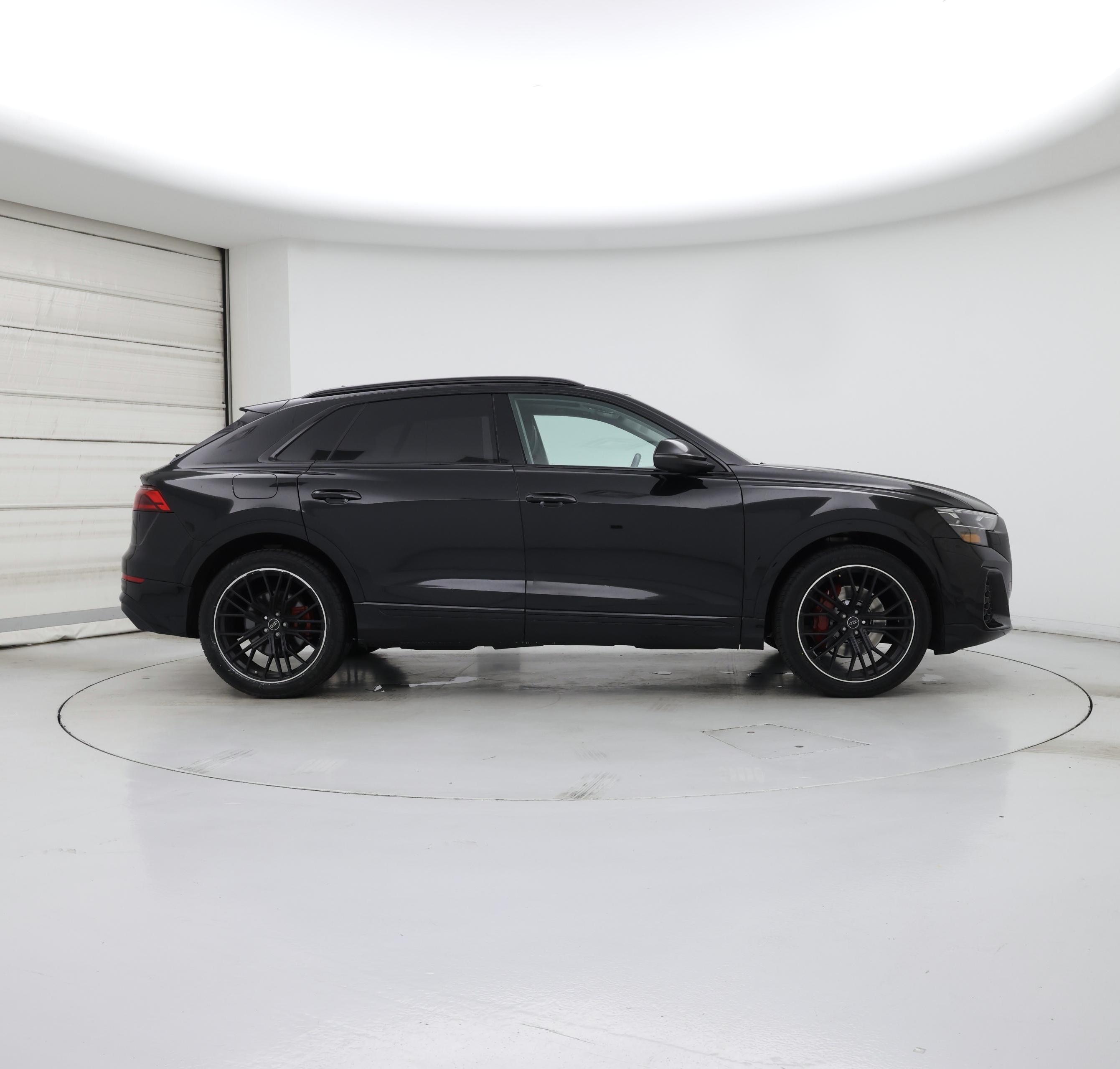 Thumbnail: 2024 Audi Q8 - 7