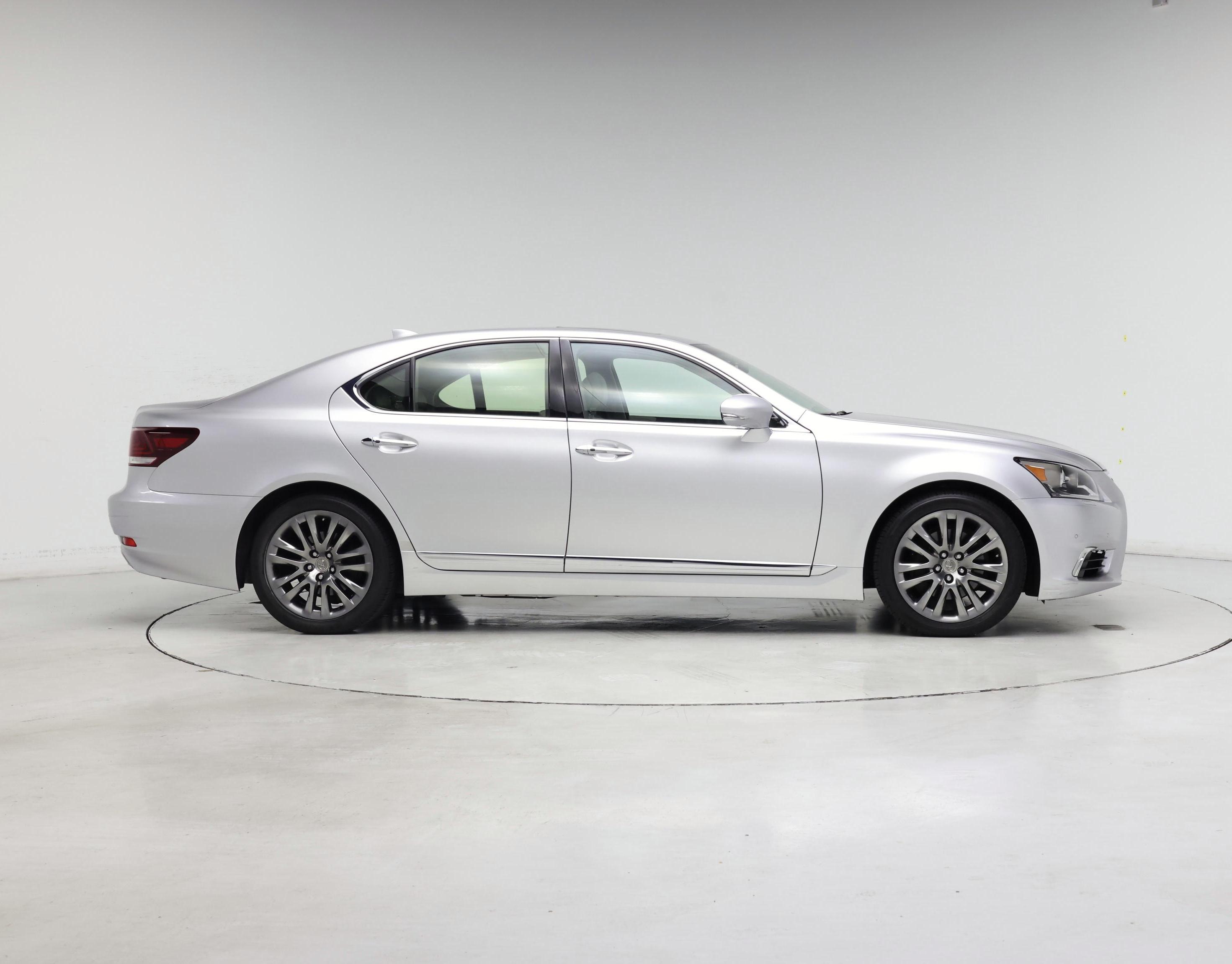 Thumbnail: 2017 Lexus LS - 7