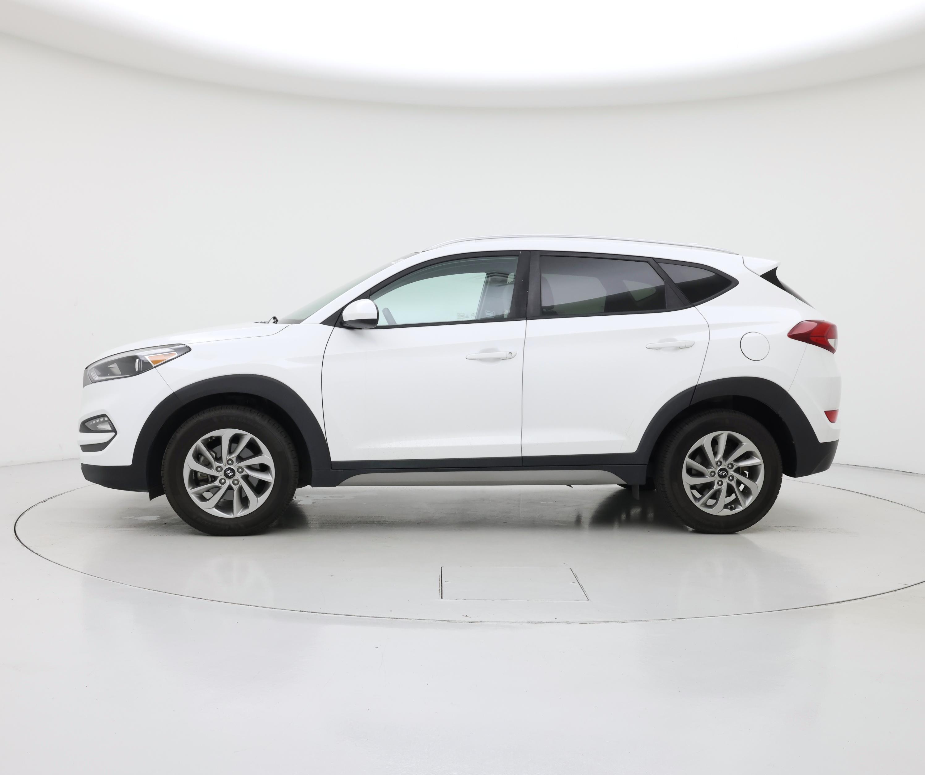 Thumbnail: 2018 Hyundai Tucson - 3