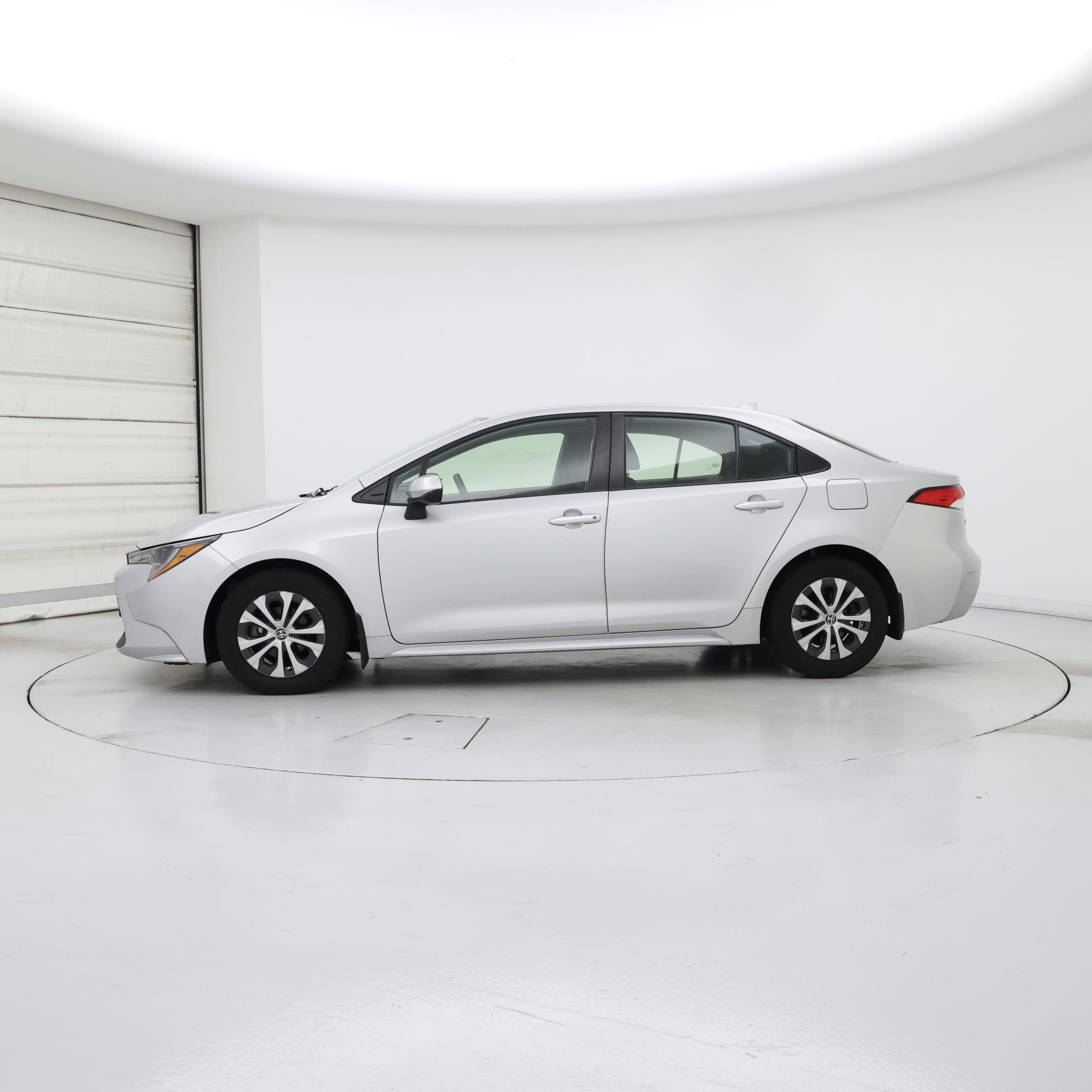 Thumbnail: 2022 Toyota Corolla - 3