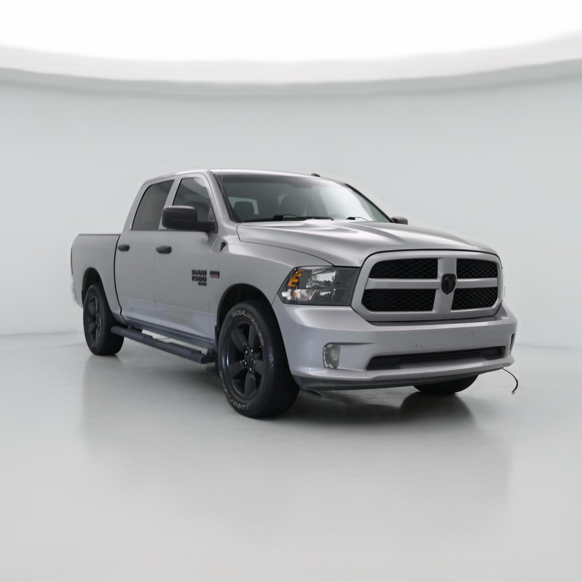 Thumbnail: 2021 RAM 1500 Classic - 1