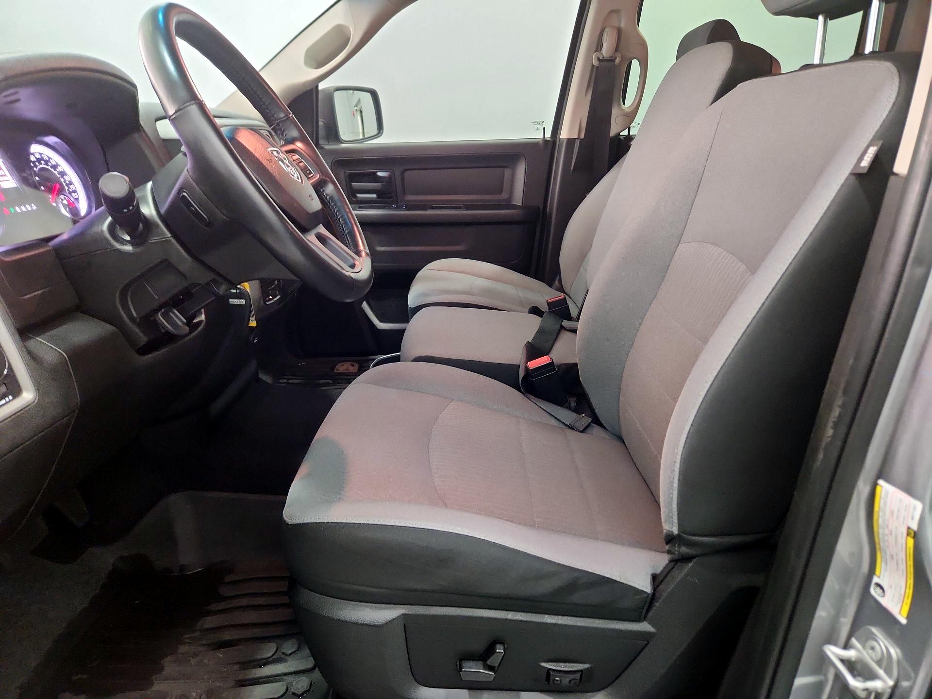 Thumbnail: 2021 RAM 1500 Classic - 11