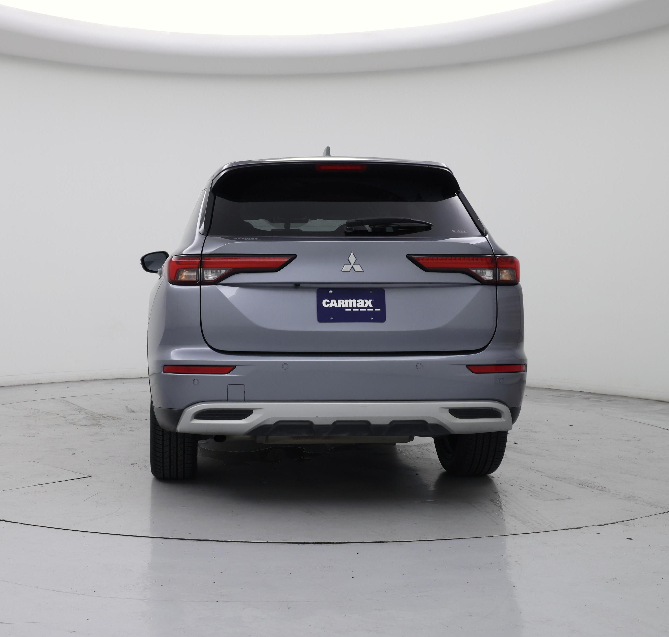 Thumbnail: 2024 Mitsubishi Outlander - 6