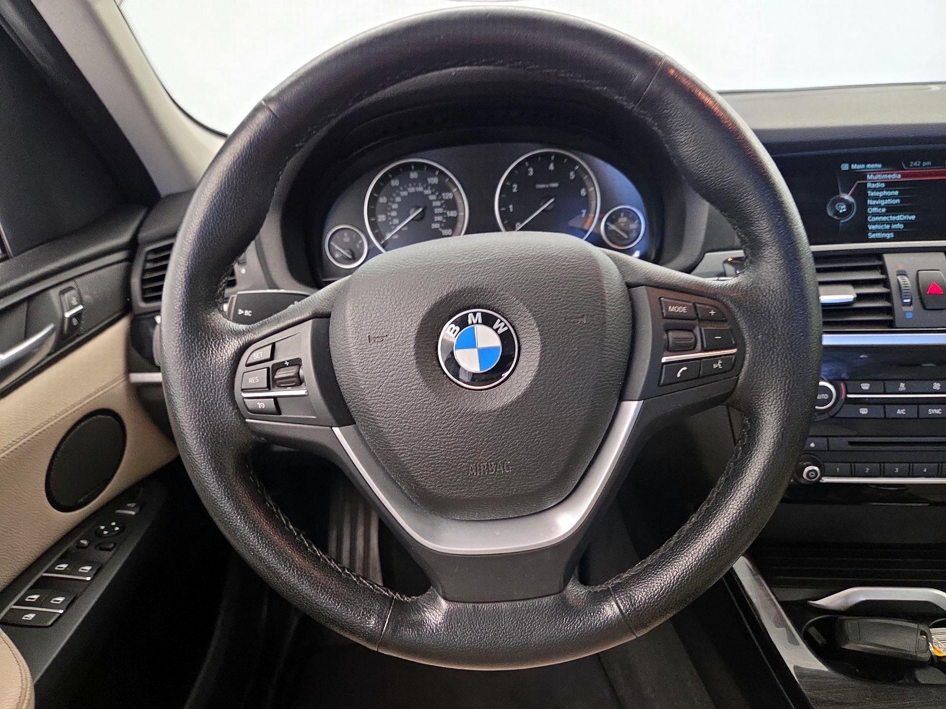 Thumbnail: 2016 BMW X3 - 10