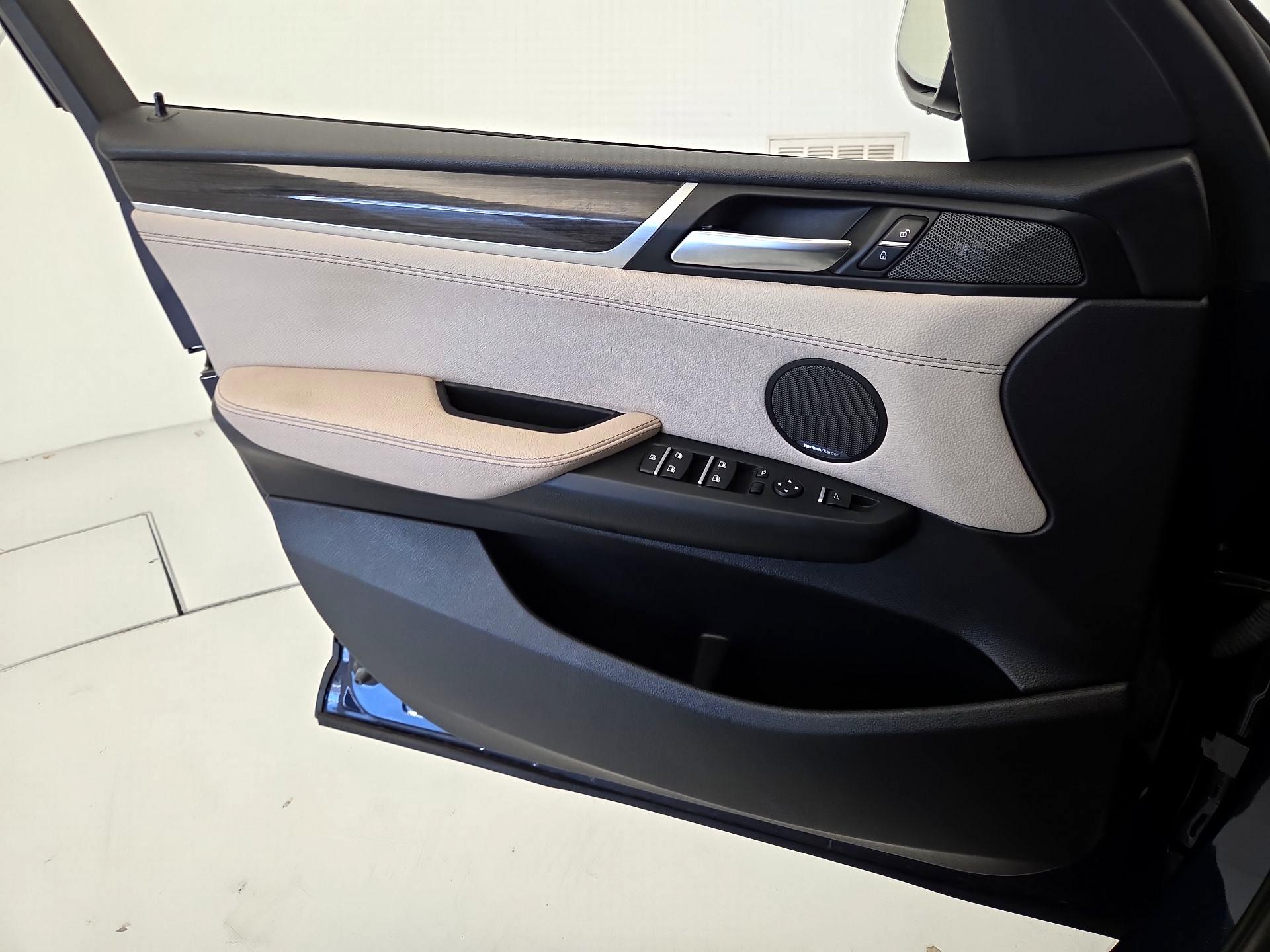 Thumbnail: 2016 BMW X3 - 12