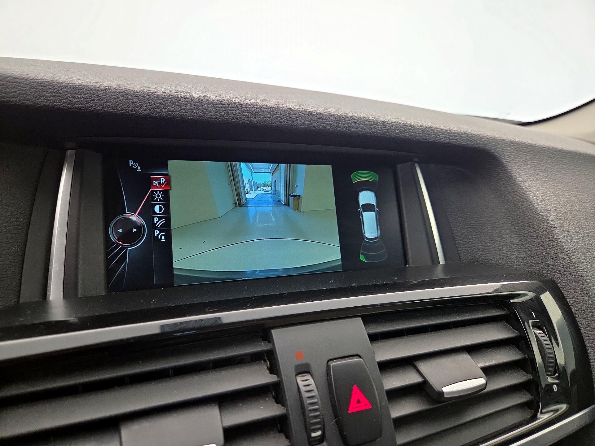 Thumbnail: 2016 BMW X3 - 14