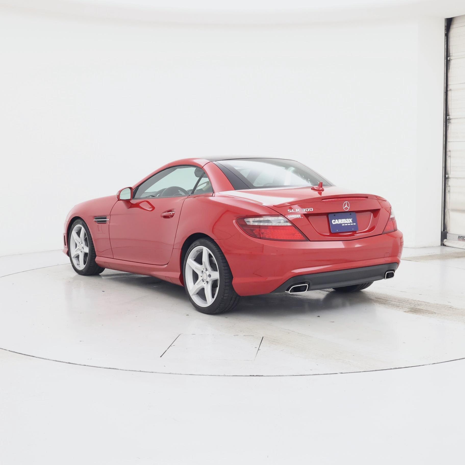 Thumbnail: 2016 Mercedes-Benz SLK - 2