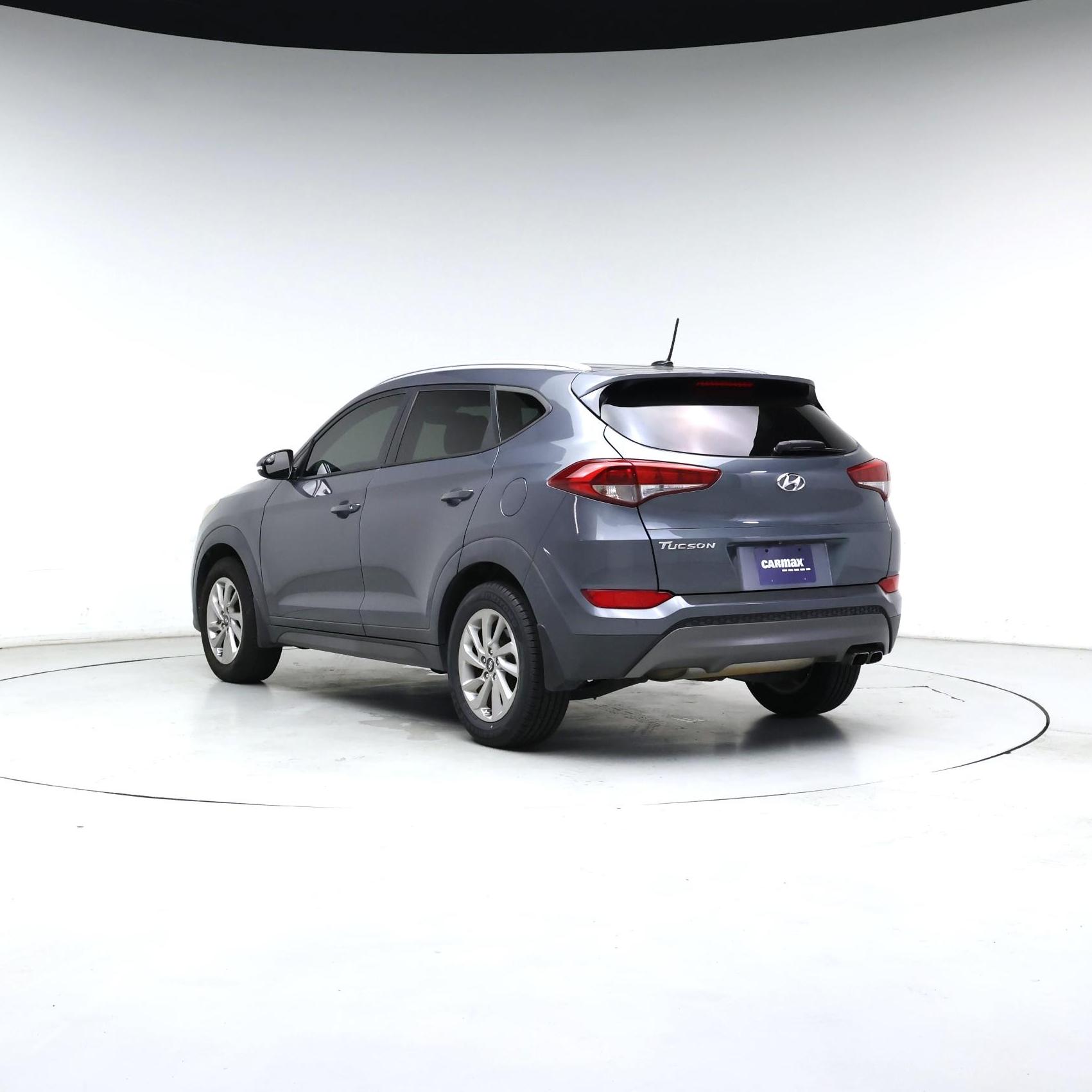 Thumbnail: 2016 Hyundai Tucson - 2