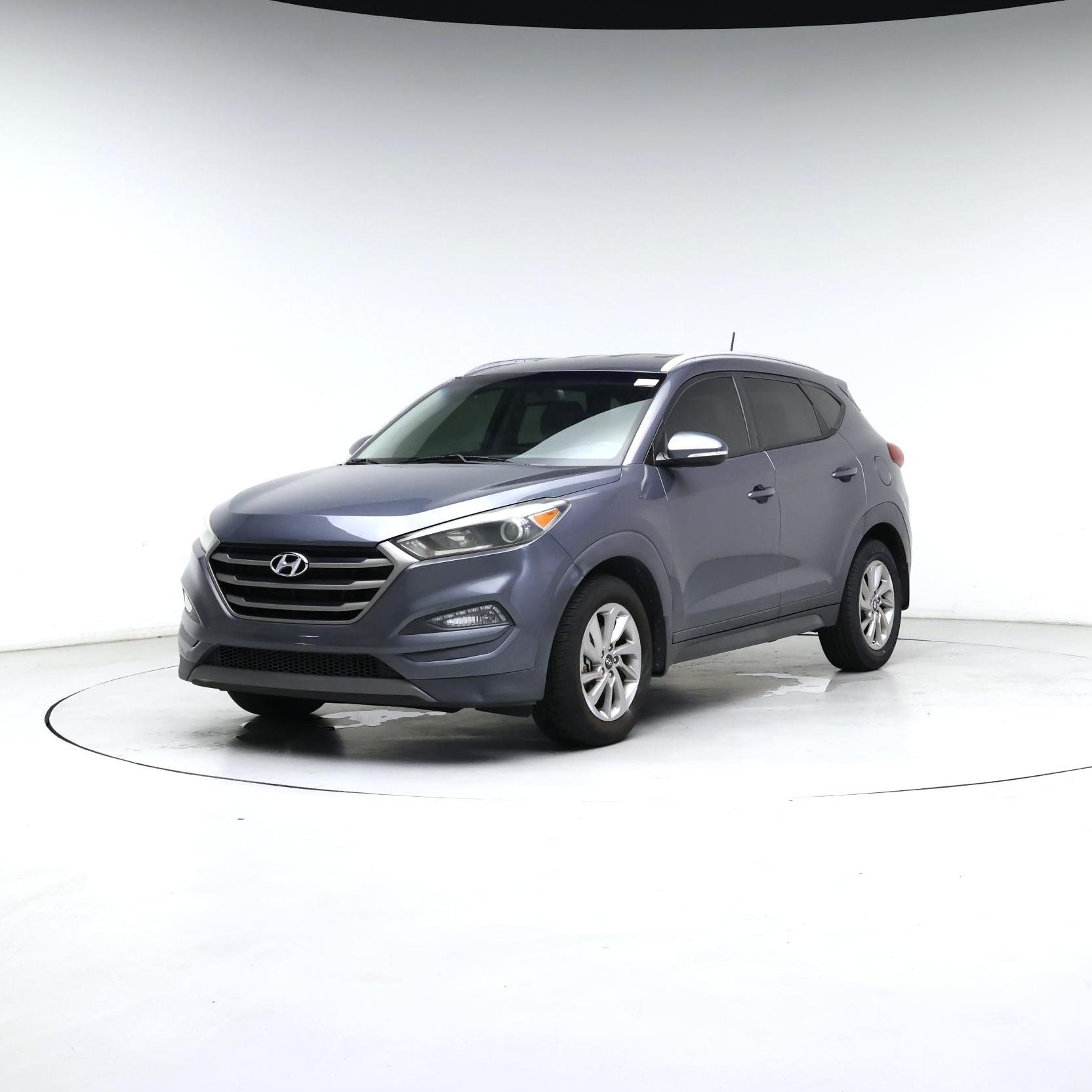 Thumbnail: 2016 Hyundai Tucson - 4