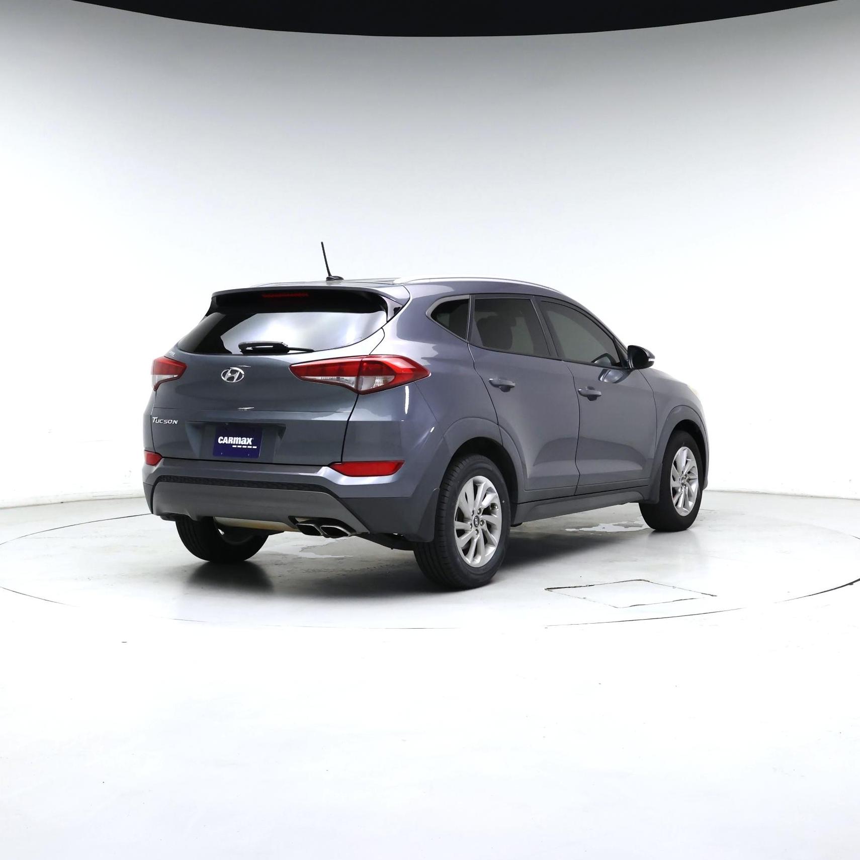 Thumbnail: 2016 Hyundai Tucson - 8