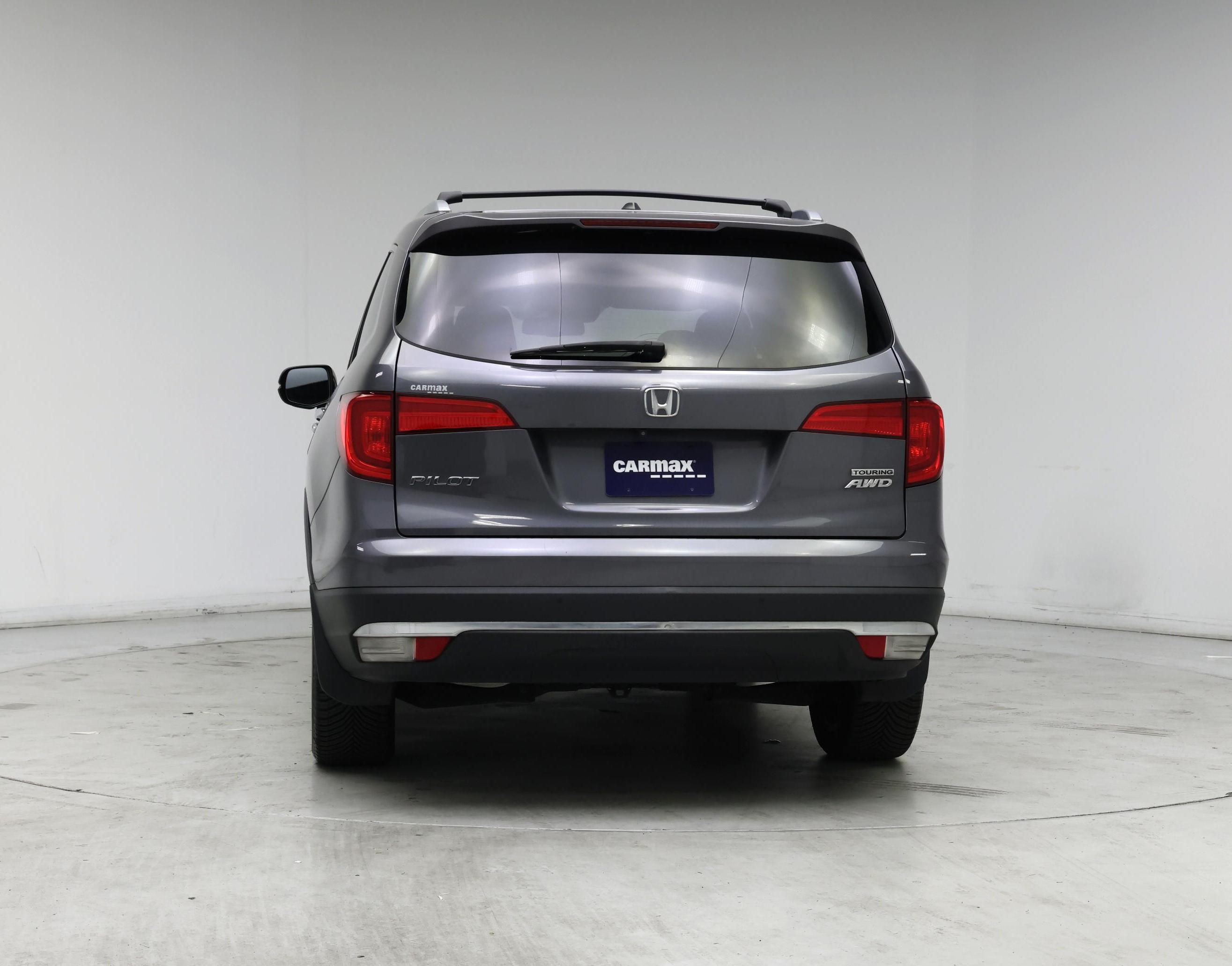 Thumbnail: 2017 Honda Pilot - 6