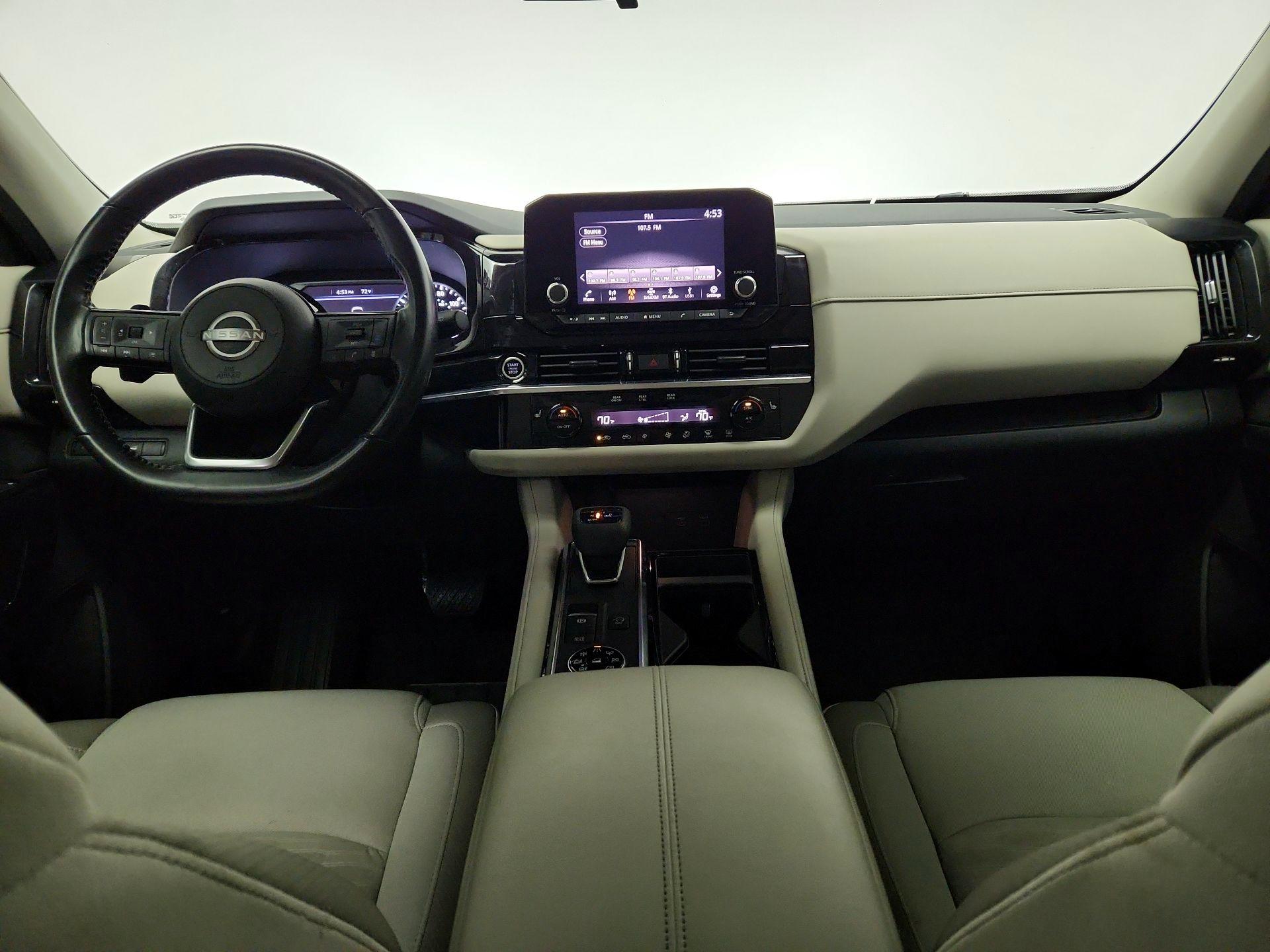 Thumbnail: 2022 Nissan Pathfinder - 9