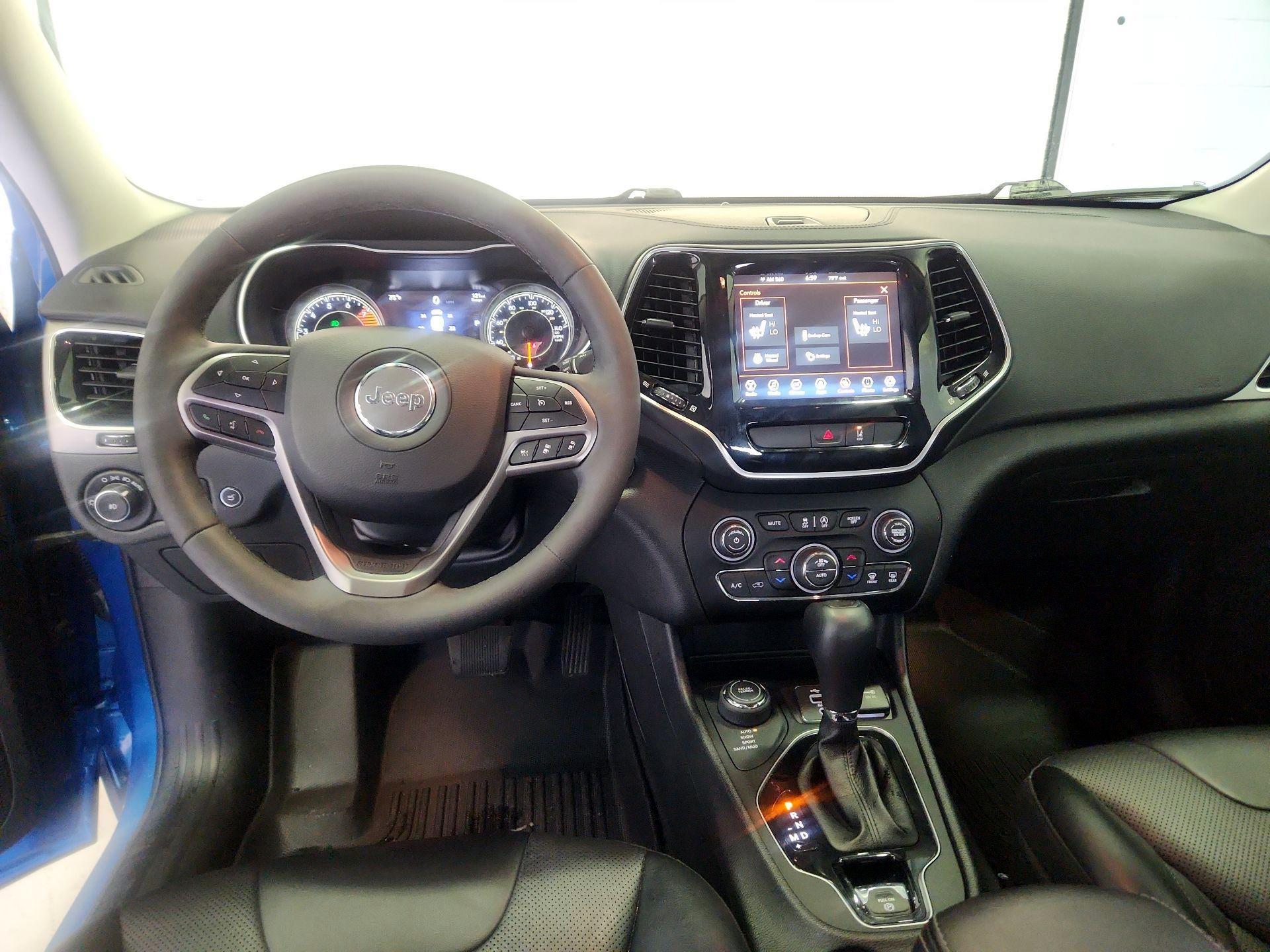 Thumbnail: 2022 Jeep Cherokee - 10