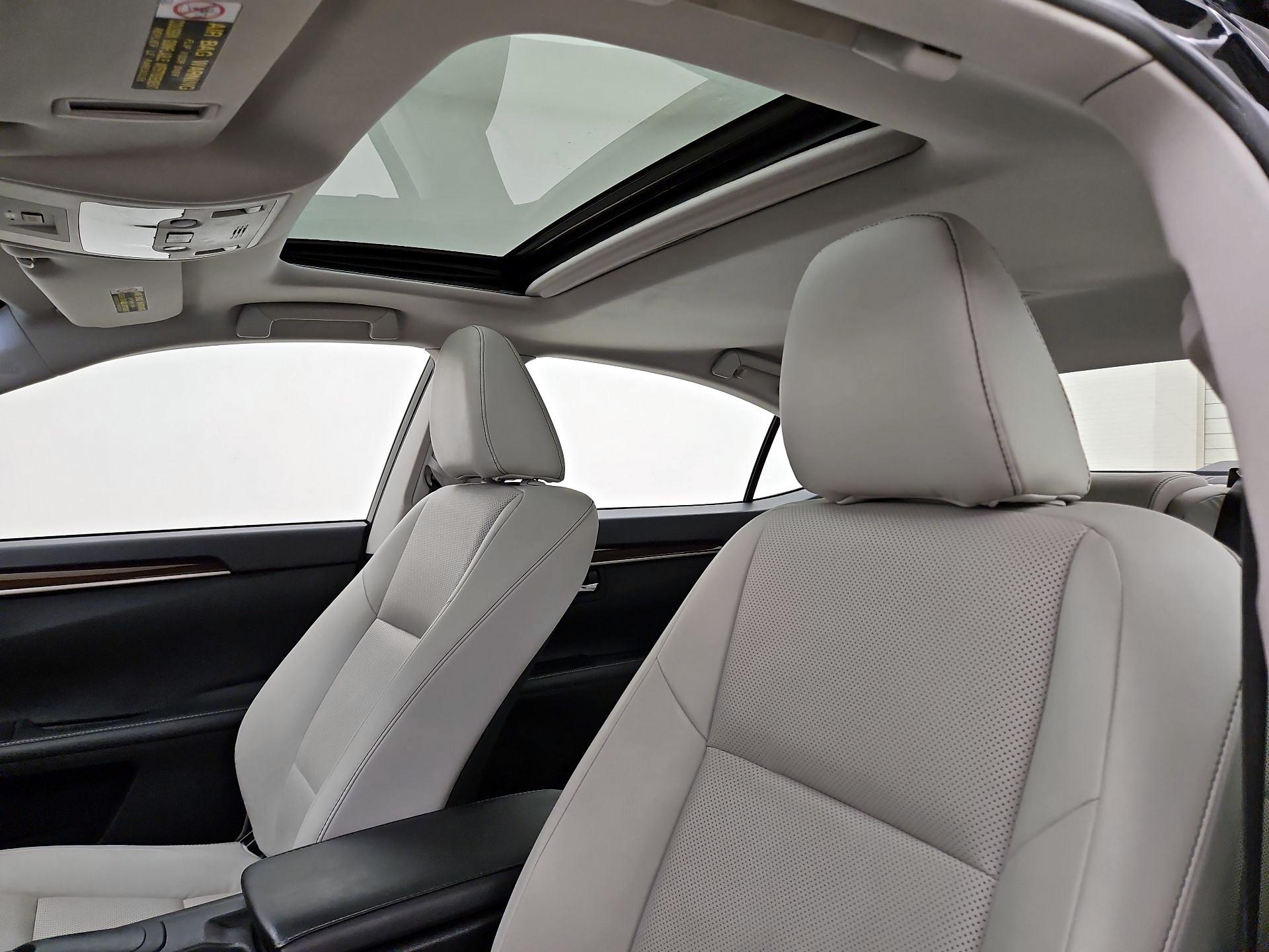 Thumbnail: 2015 Lexus ES - 19