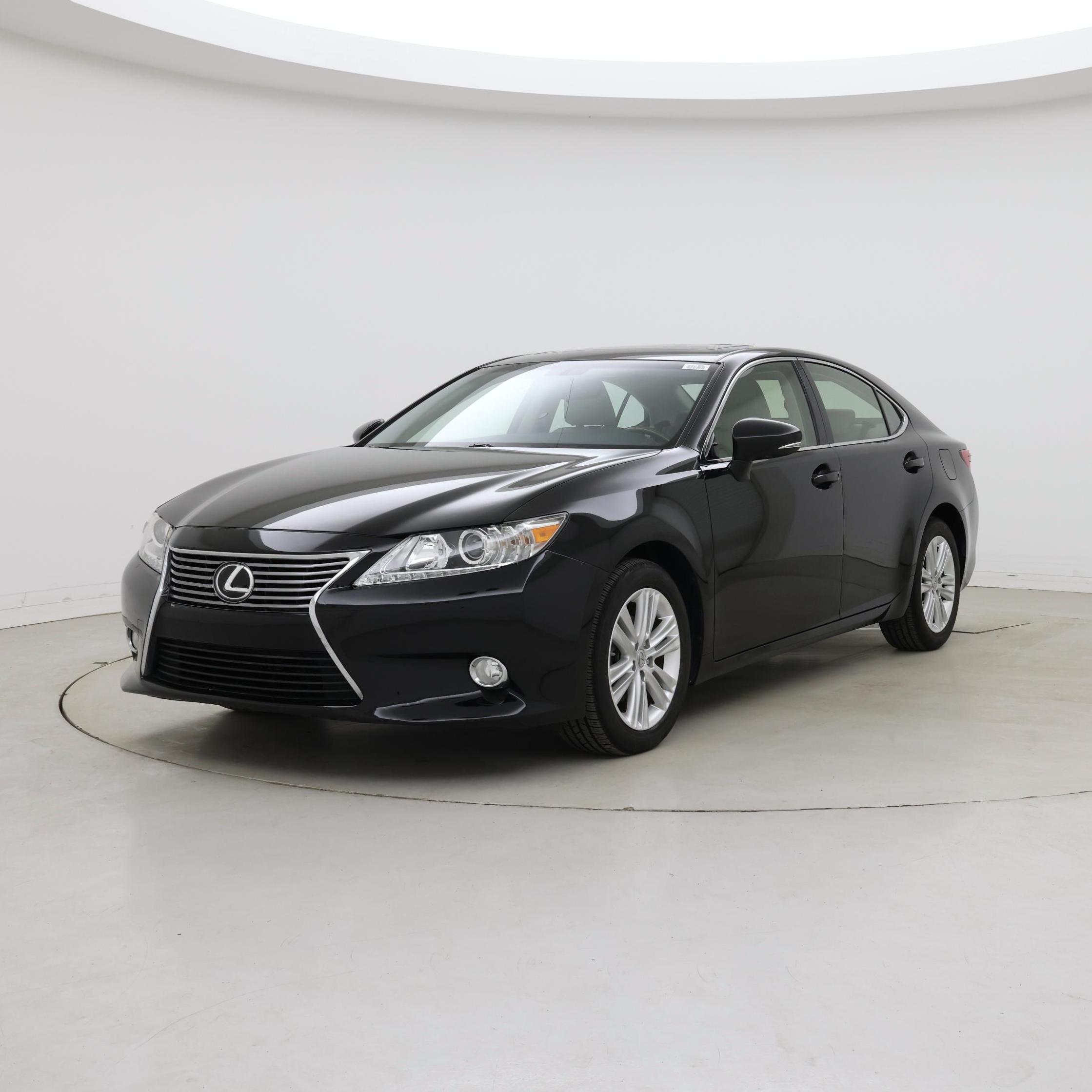 Thumbnail: 2015 Lexus ES - 4