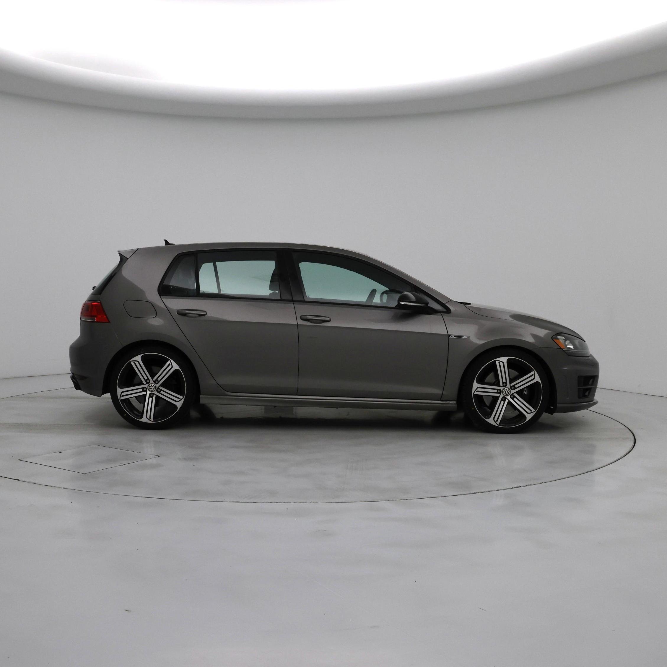 Thumbnail: 2016 Volkswagen Golf - 7