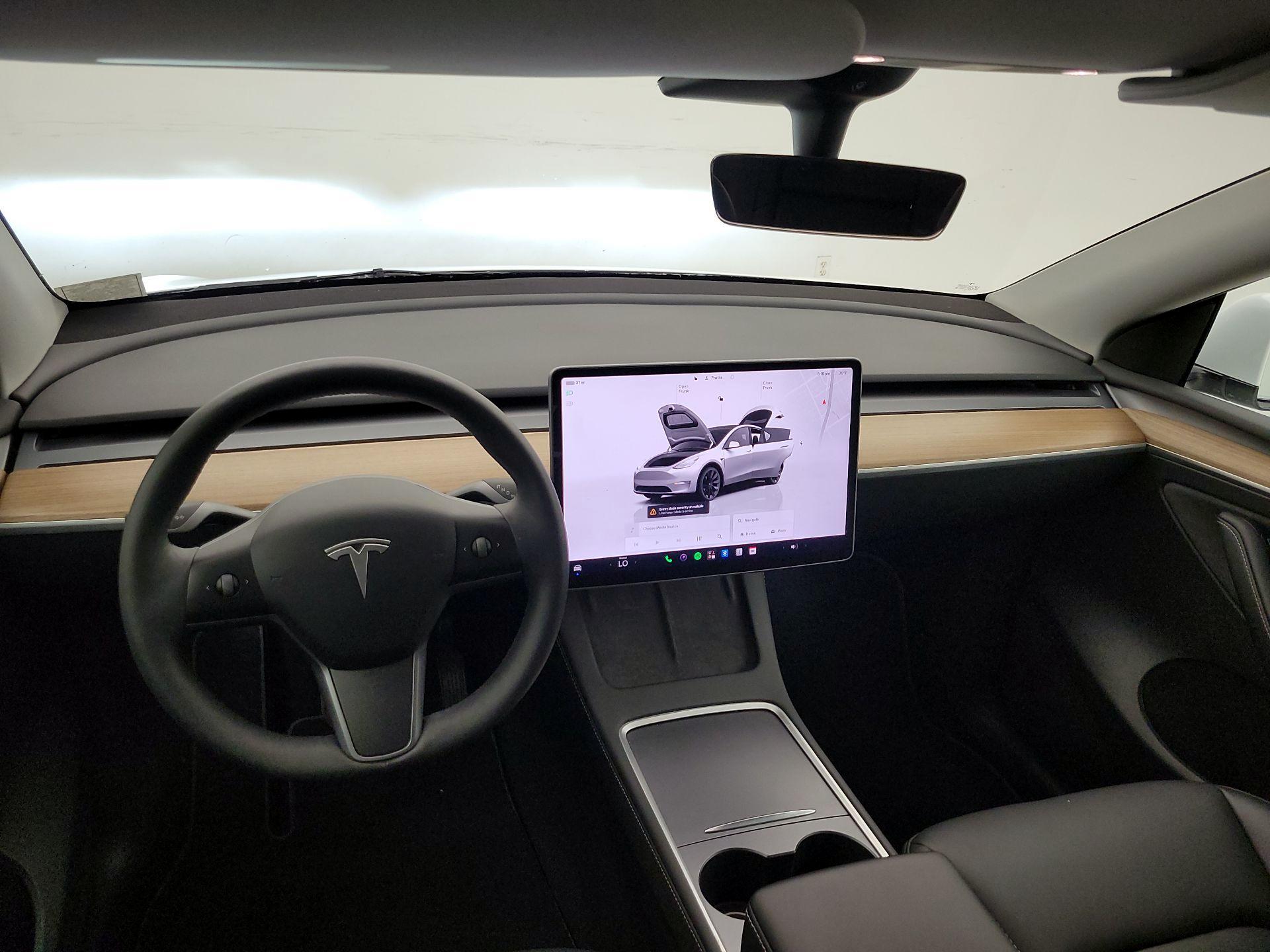Thumbnail: 2023 Tesla Model Y - 9