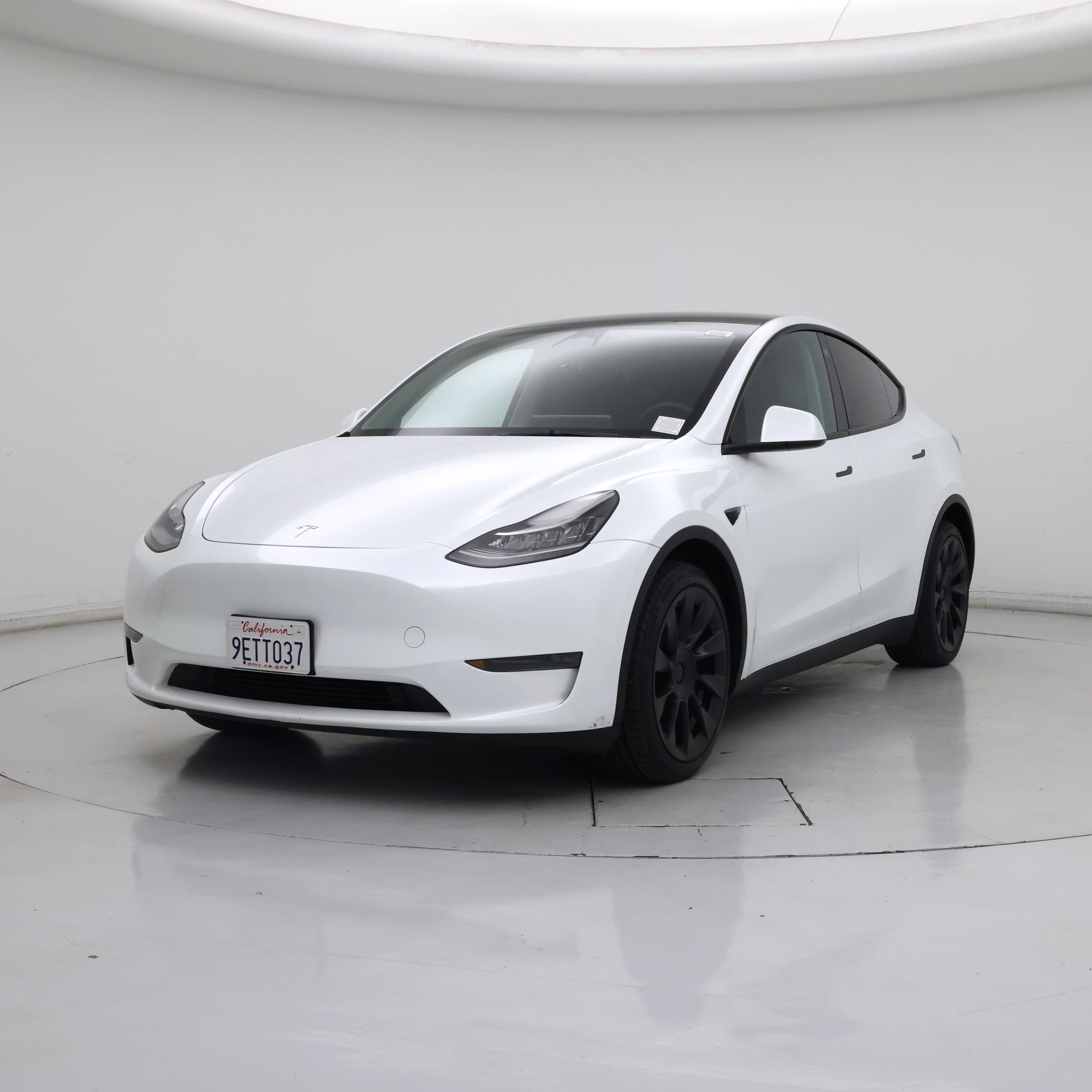 Thumbnail: 2023 Tesla Model Y - 4