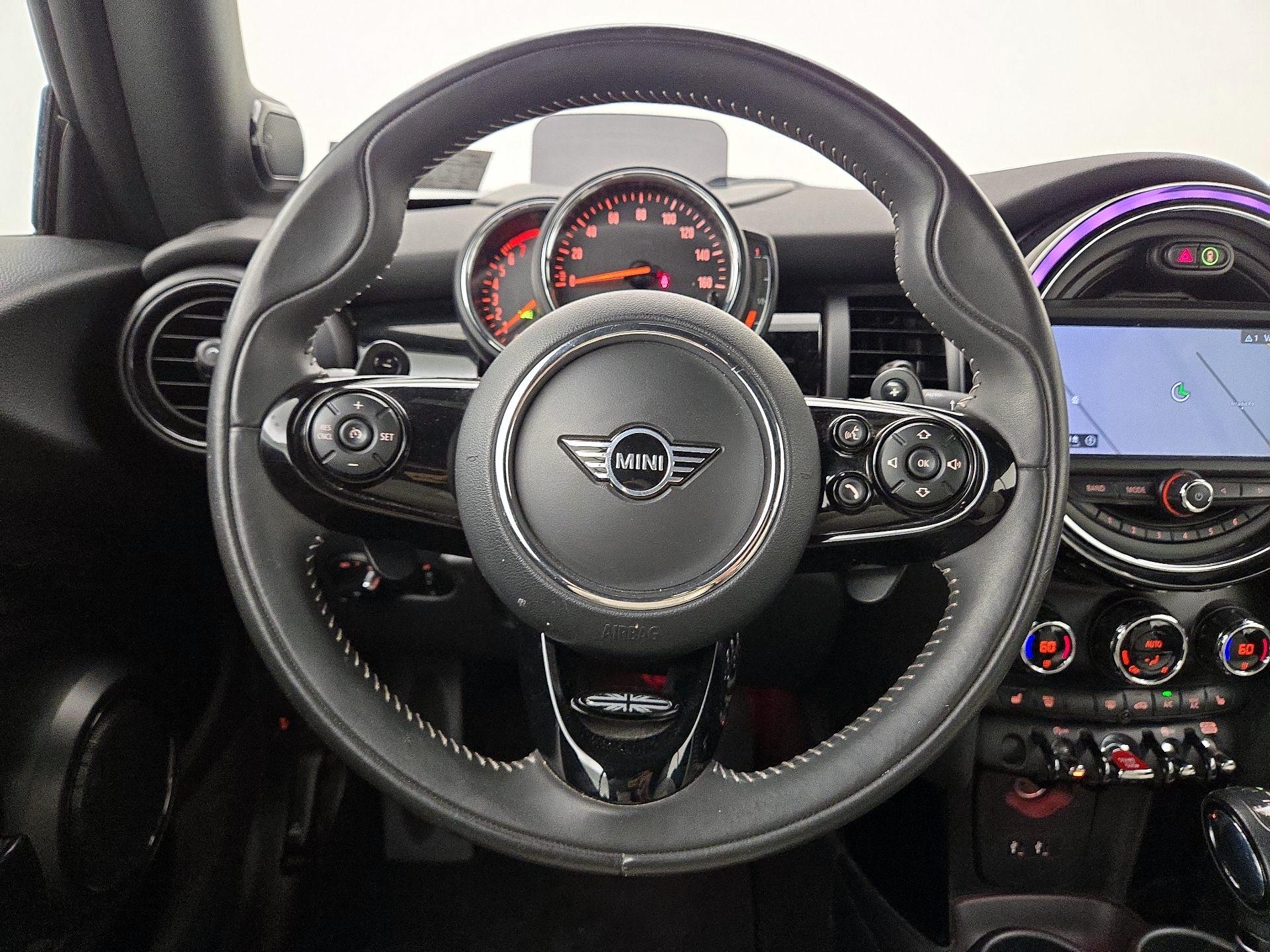 Thumbnail: 2019 MINI Cooper - 10