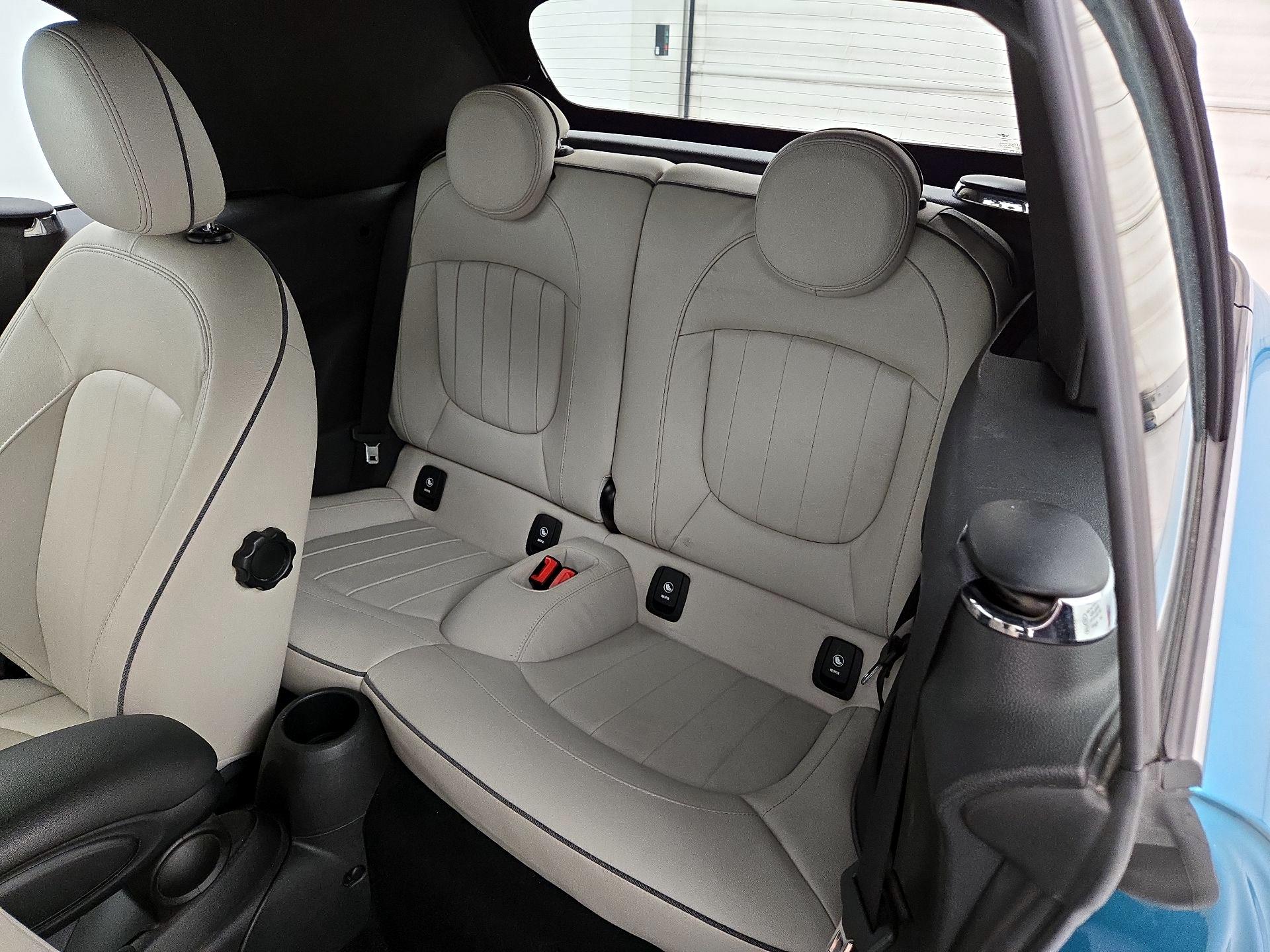 Thumbnail: 2019 MINI Cooper - 20