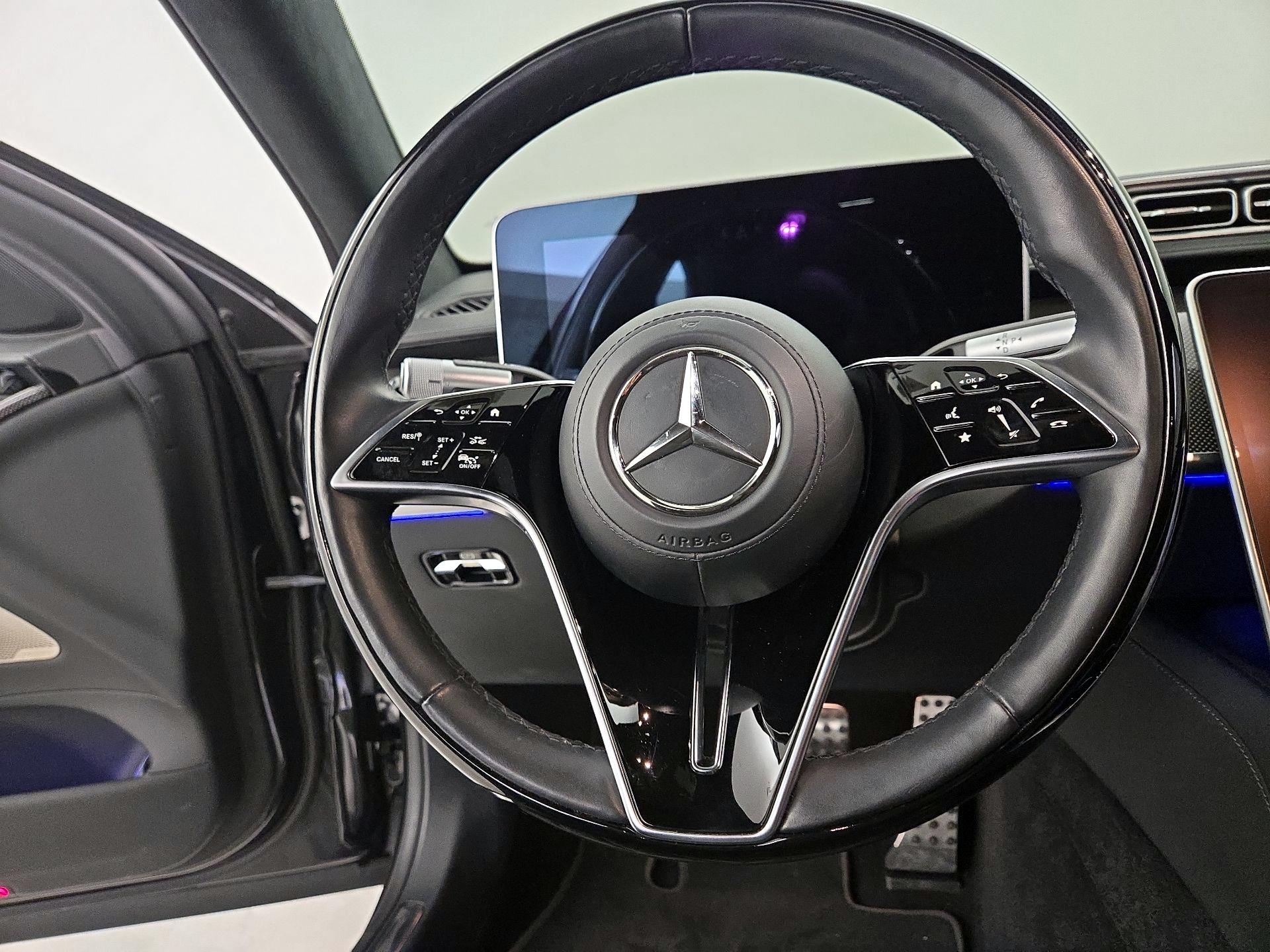 Thumbnail: 2022 Mercedes-Benz S-Class - 10