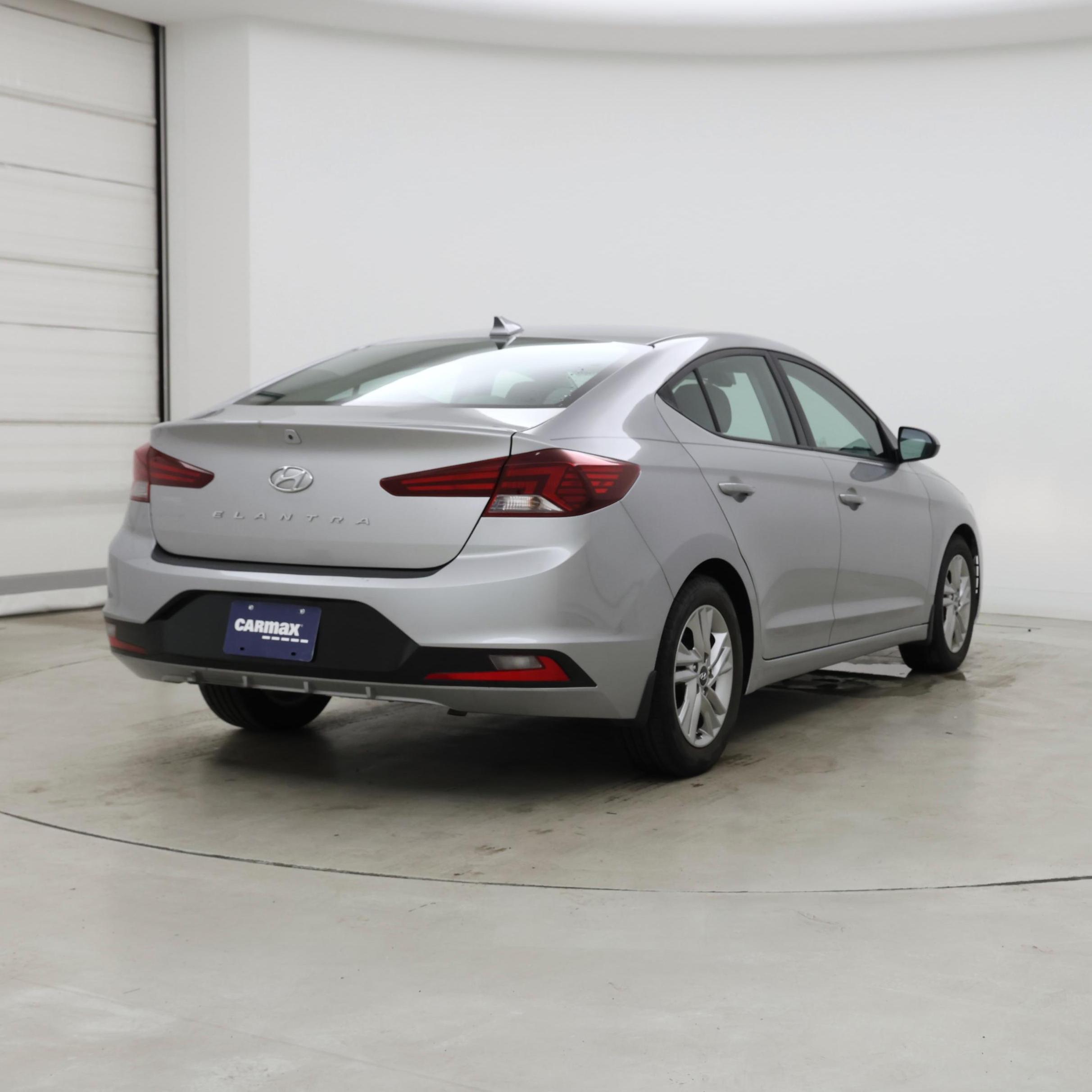 Thumbnail: 2020 Hyundai Elantra - 8
