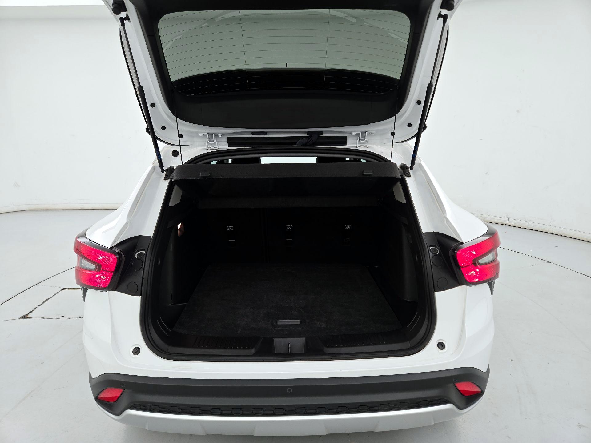 Thumbnail: 2025 Chevrolet Trax - 20