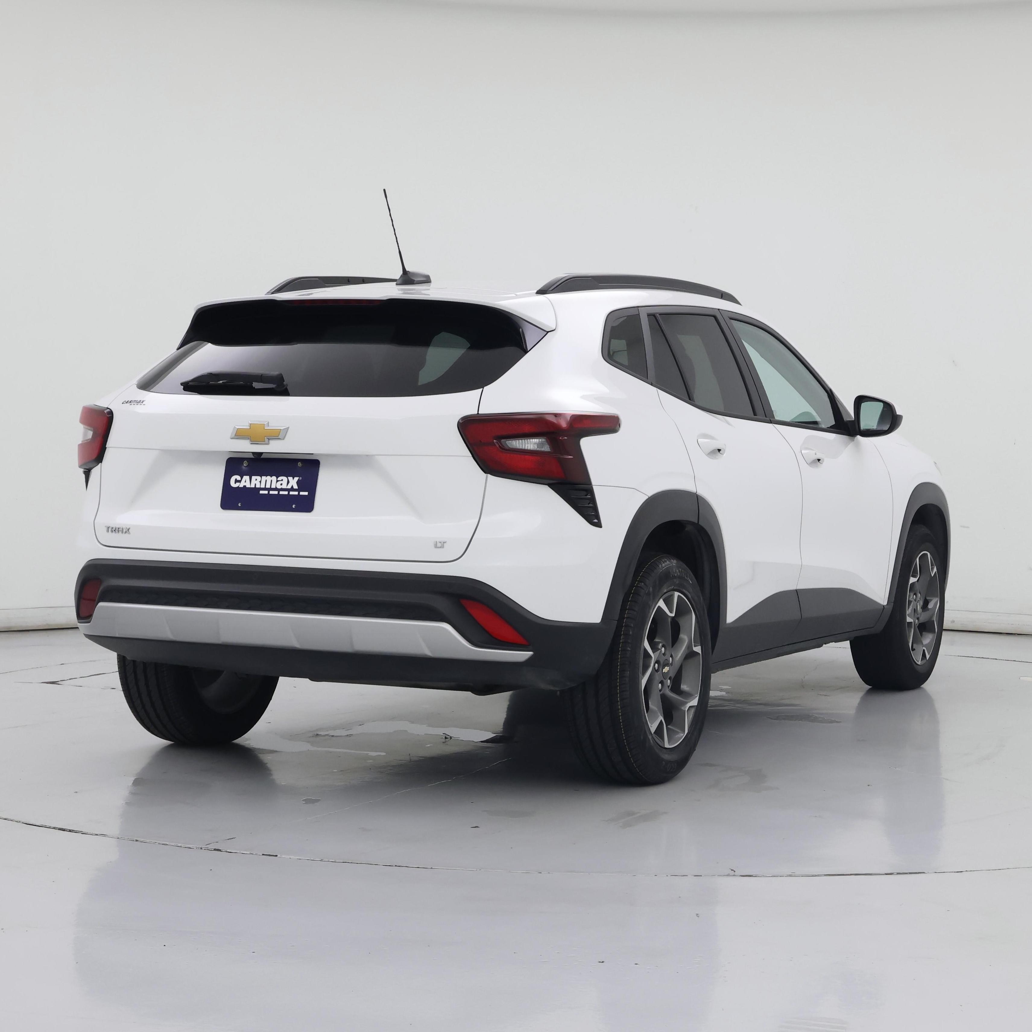 Thumbnail: 2025 Chevrolet Trax - 8