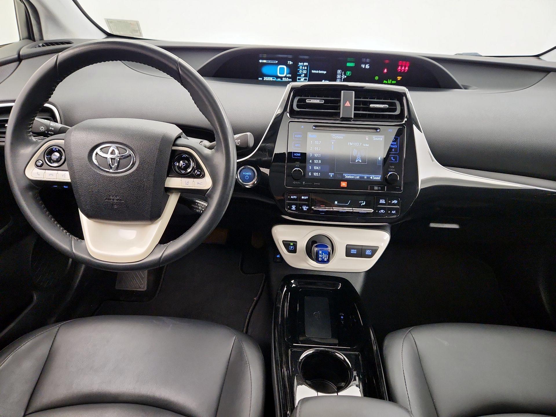 Thumbnail: 2017 Toyota Prius - 9