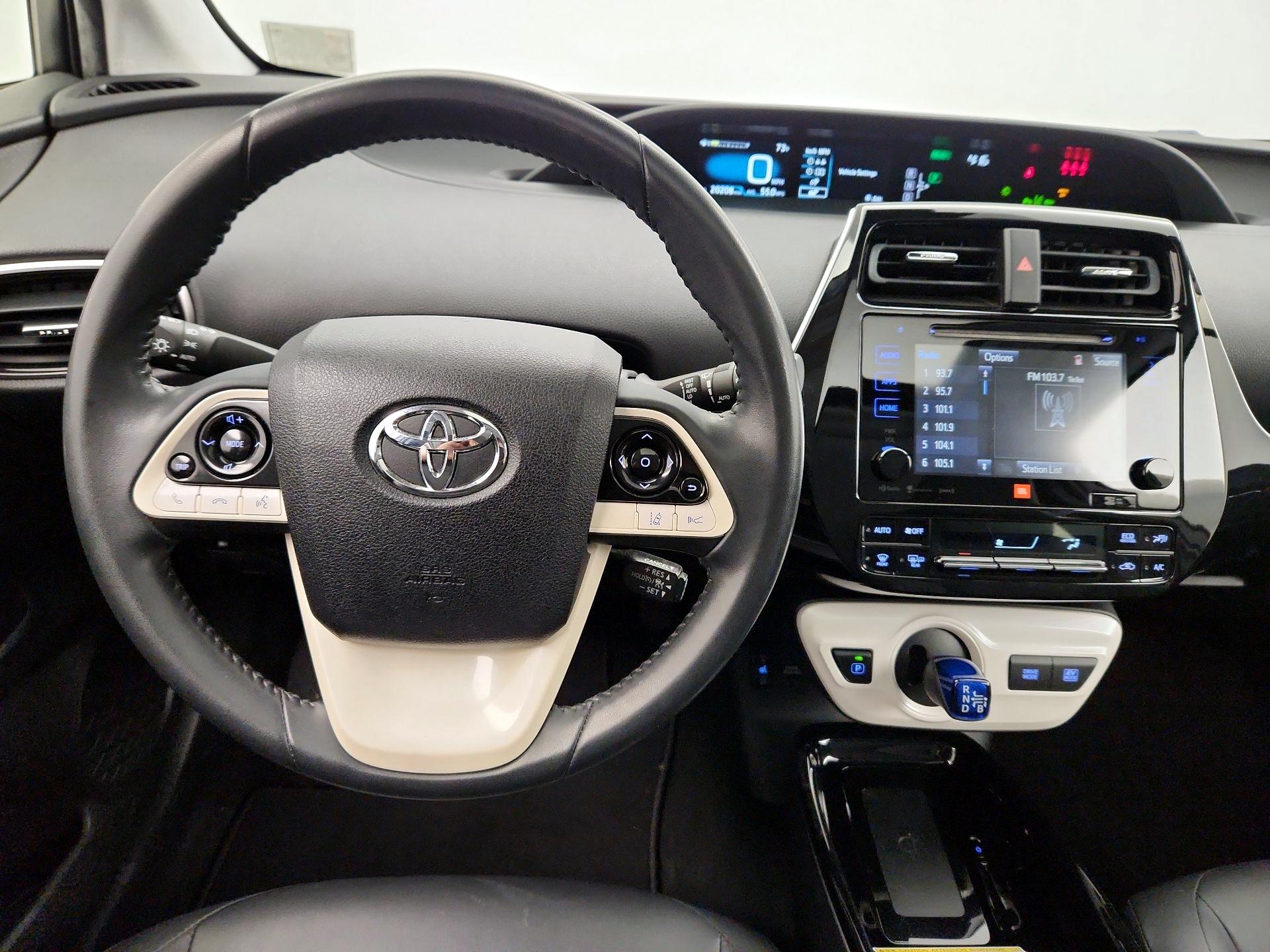 Thumbnail: 2017 Toyota Prius - 10