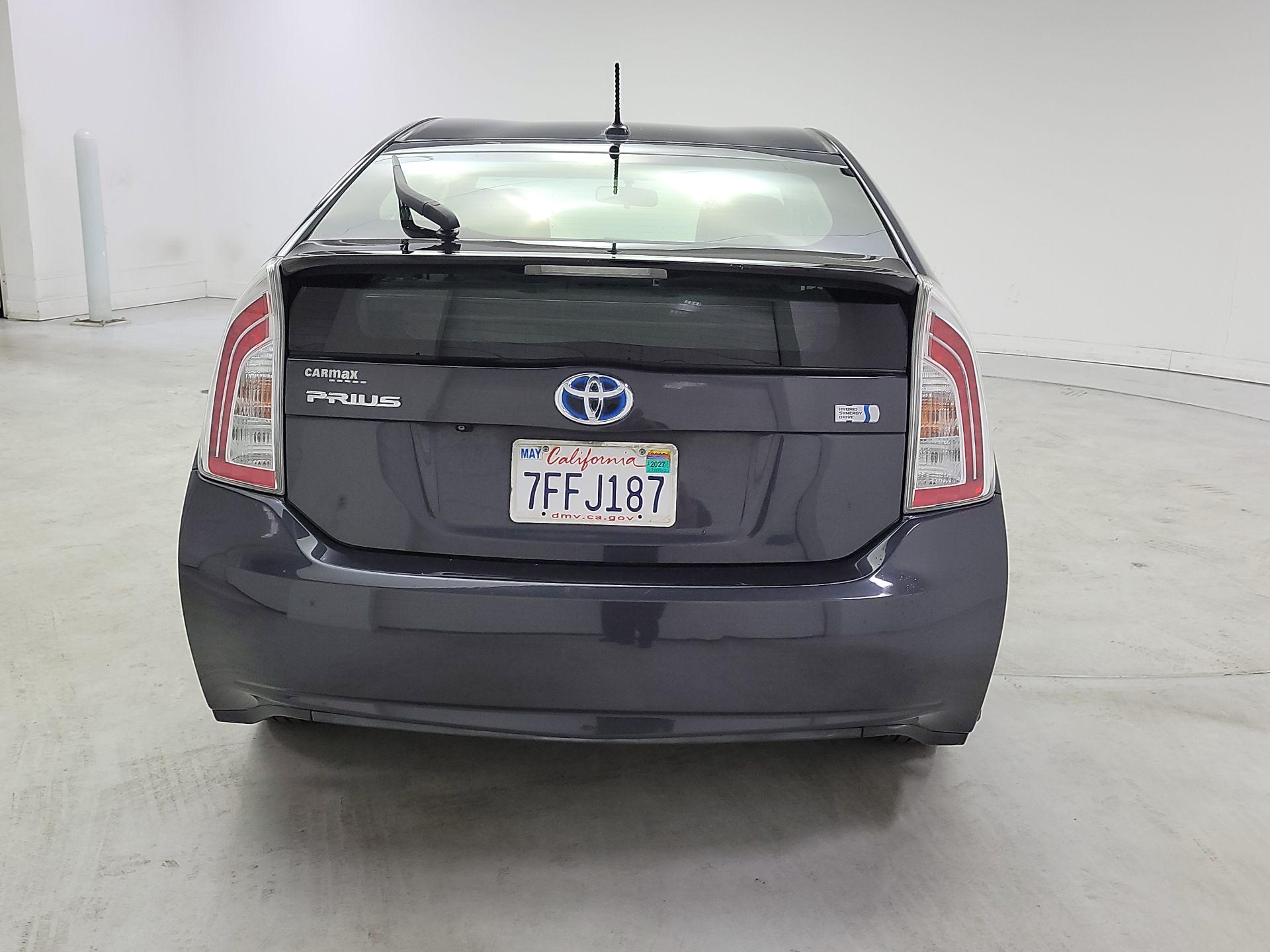 Thumbnail: 2014 Toyota Prius - 6