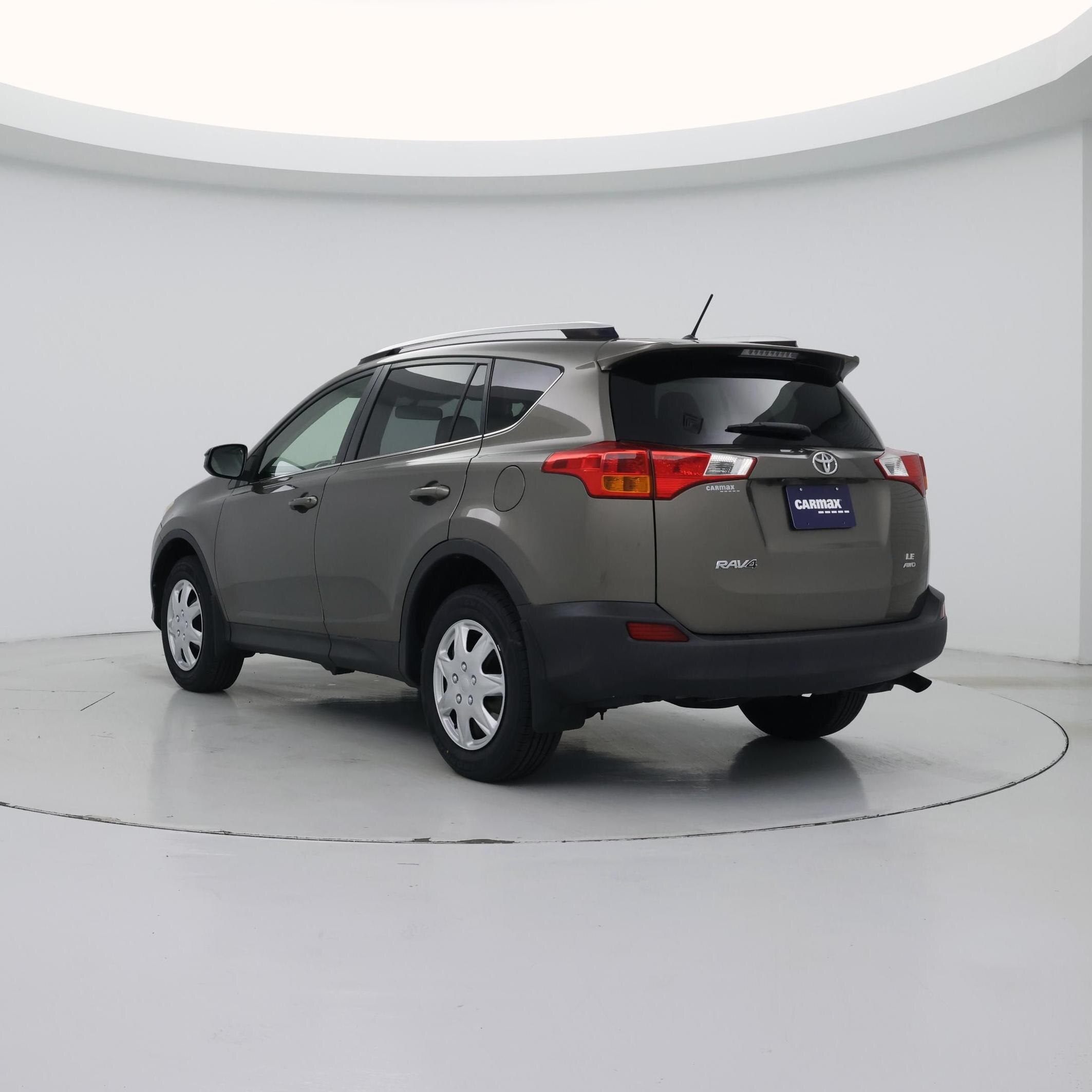 Thumbnail: 2015 Toyota RAV4 - 2