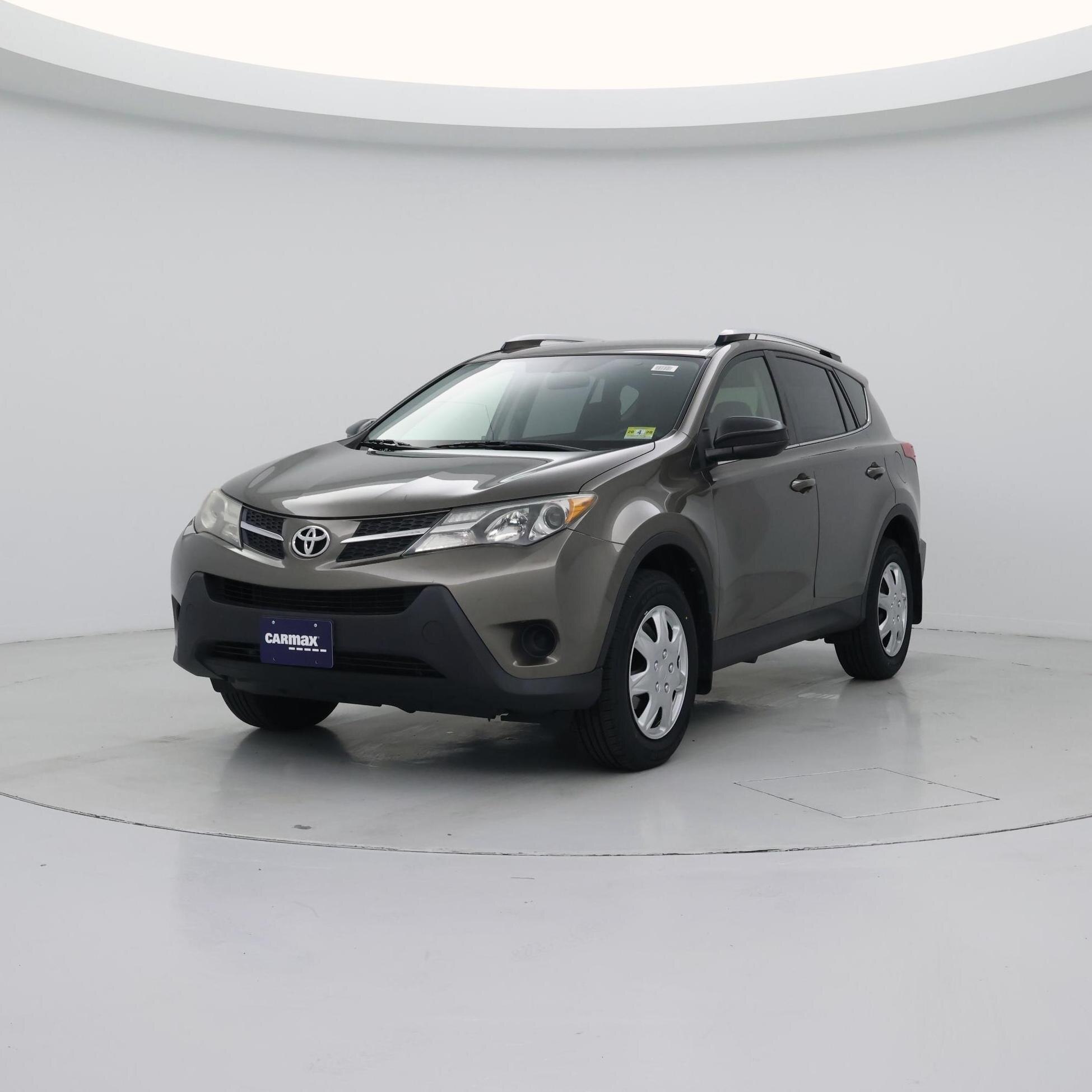 Thumbnail: 2015 Toyota RAV4 - 4