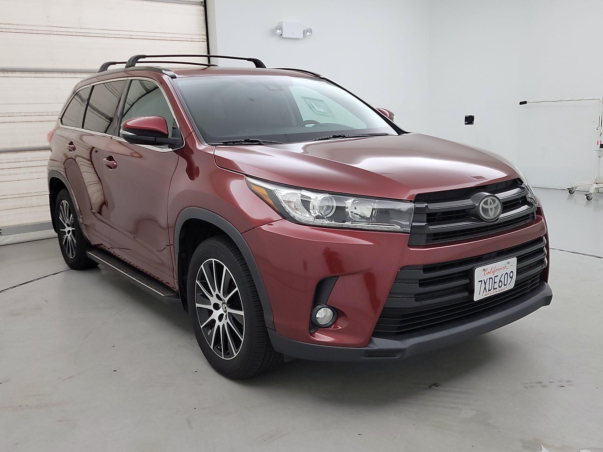 Thumbnail: 2017 Toyota Highlander - 1