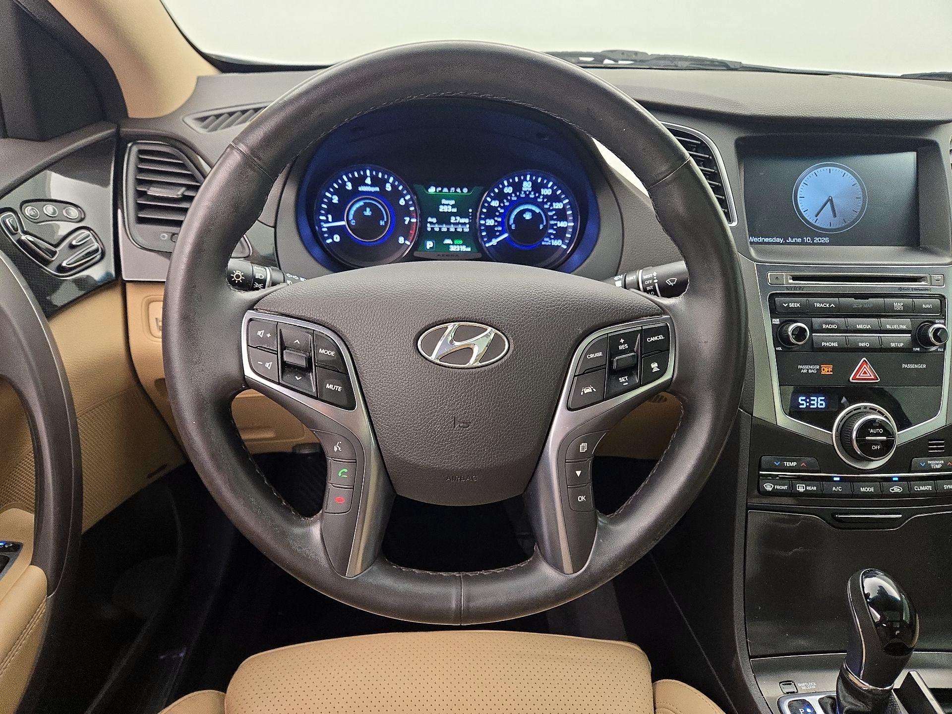 Thumbnail: 2017 Hyundai Azera - 10