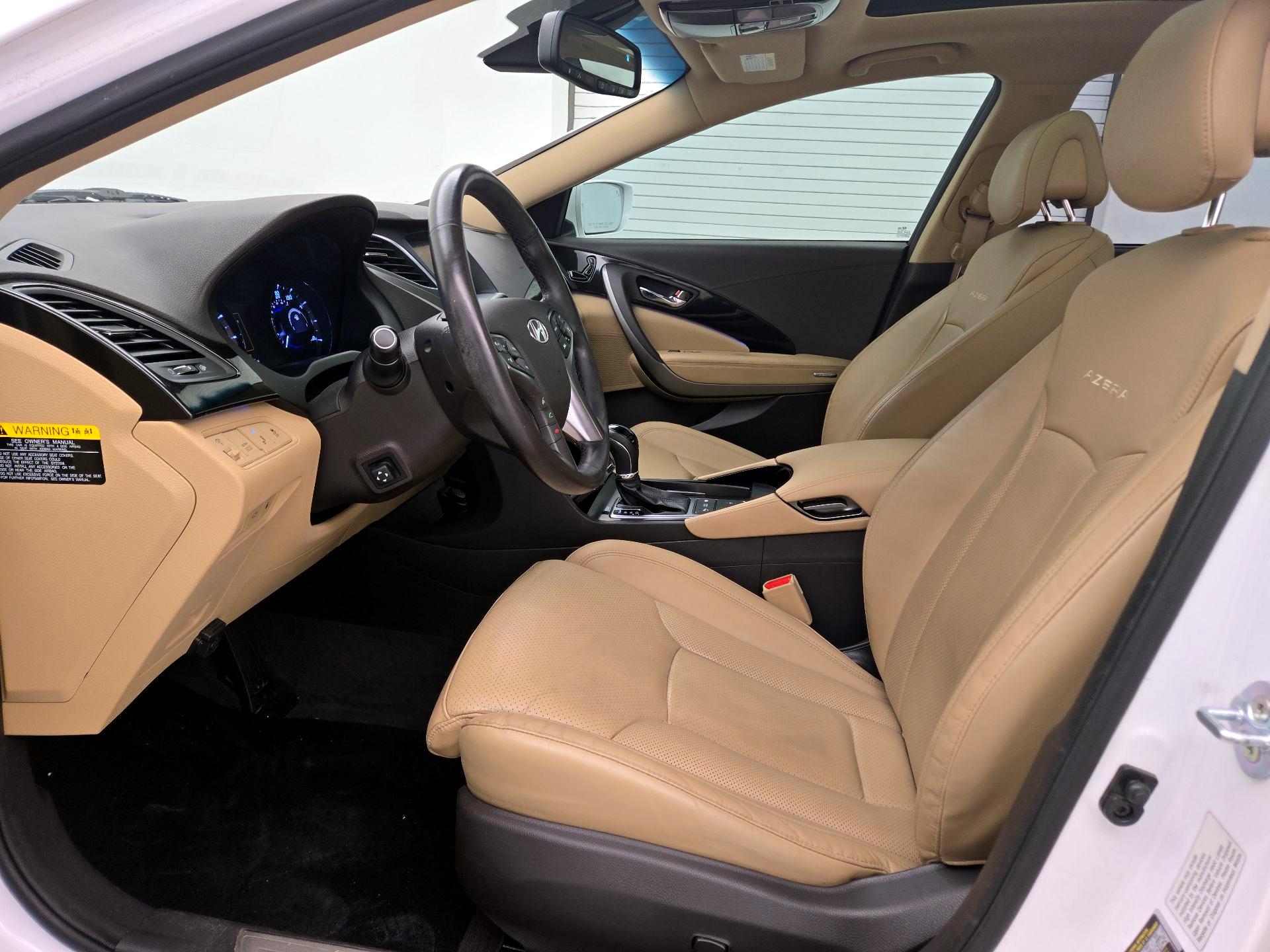 Thumbnail: 2017 Hyundai Azera - 11