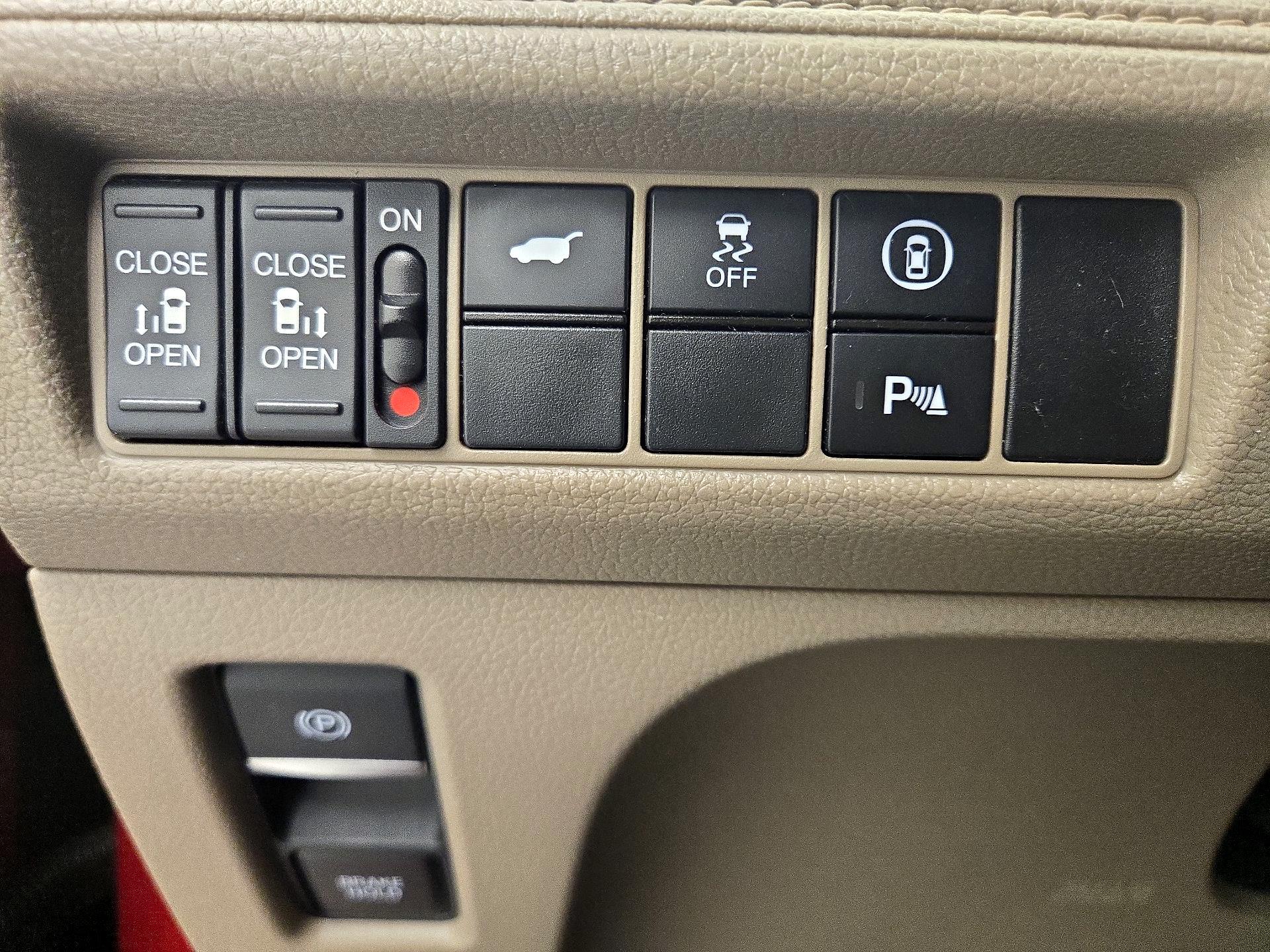 Thumbnail: 2022 Honda Odyssey - 13