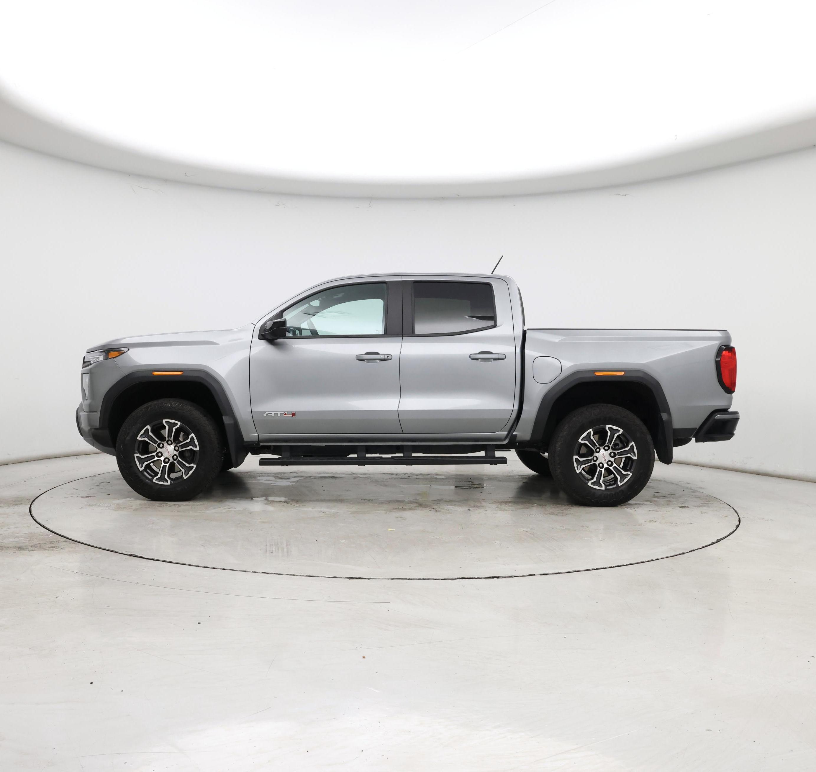 Thumbnail: 2023 GMC Canyon - 3