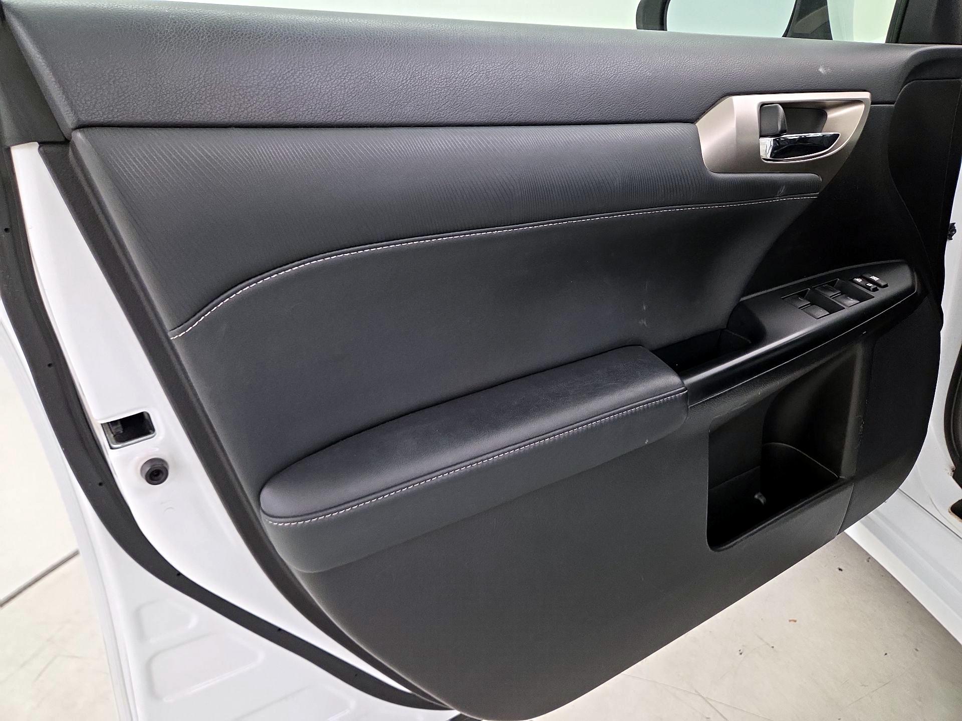 Thumbnail: 2016 Lexus CT - 12