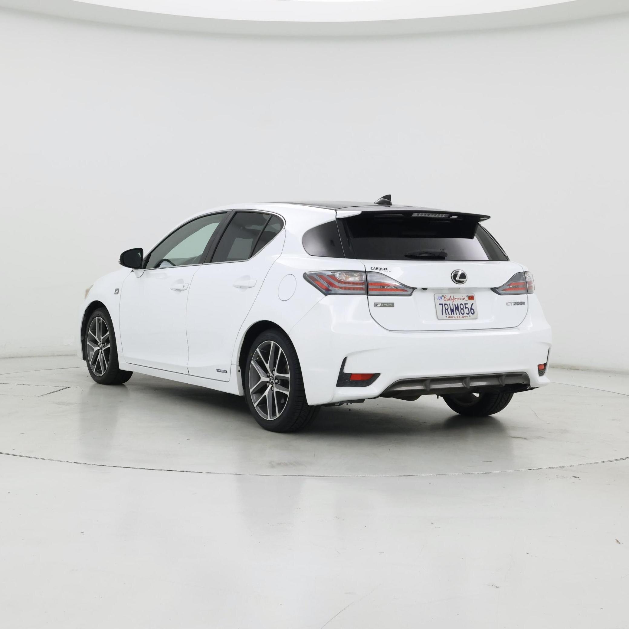 Thumbnail: 2016 Lexus CT - 2