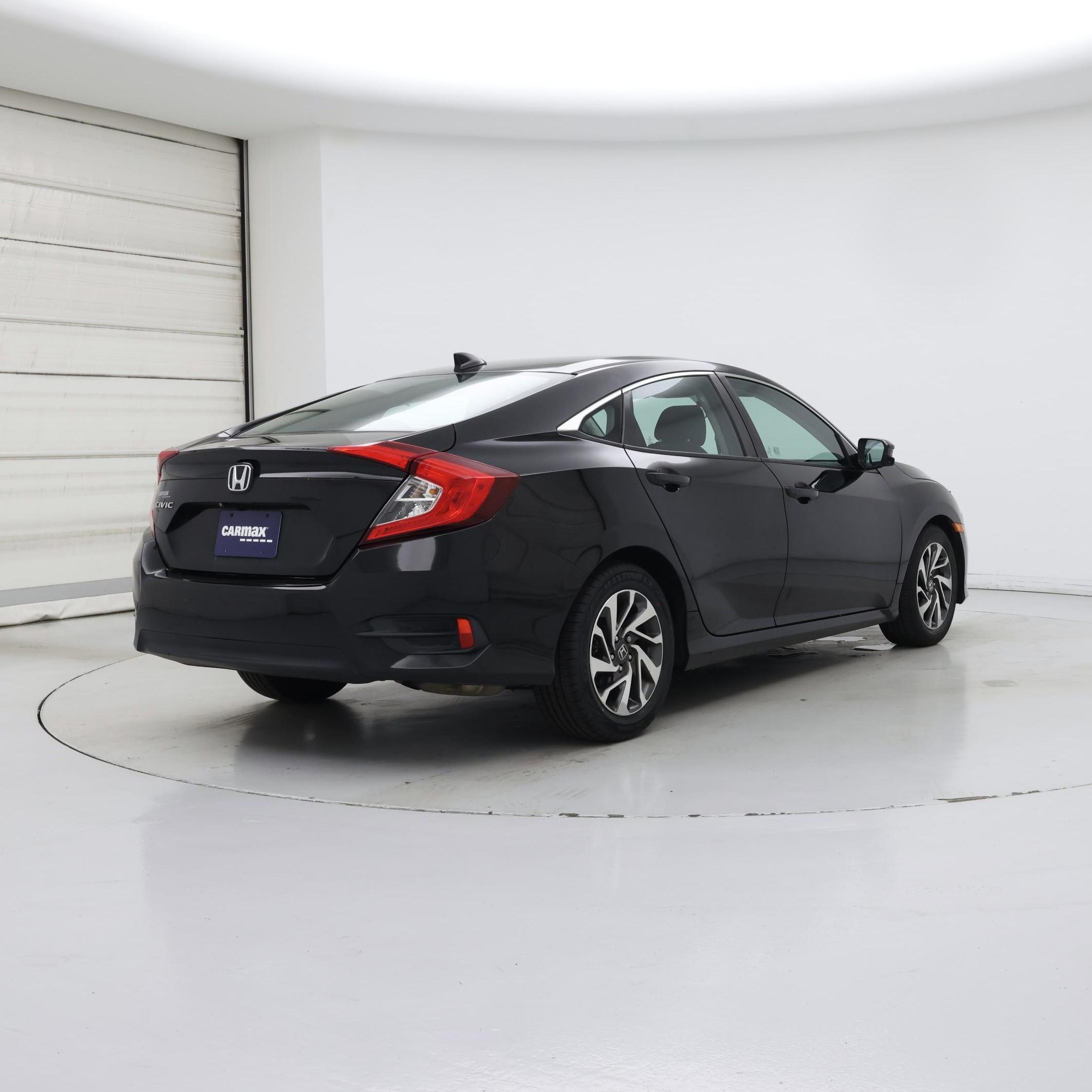 Thumbnail: 2017 Honda Civic - 8