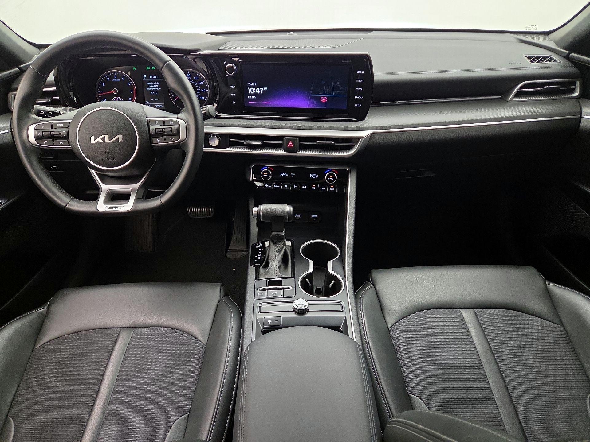 Thumbnail: 2023 Kia K5 - 9