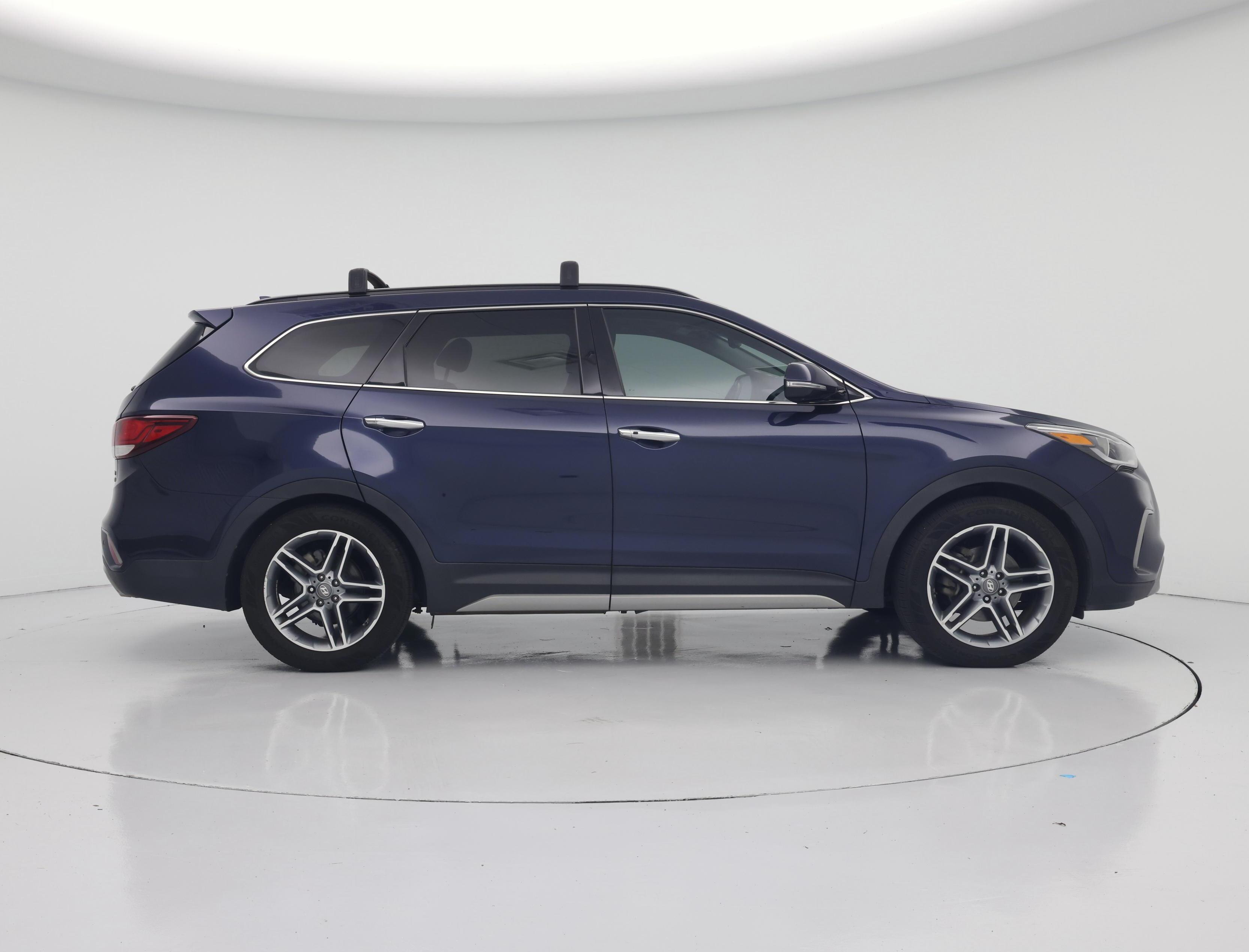 Thumbnail: 2017 Hyundai Santa Fe - 7